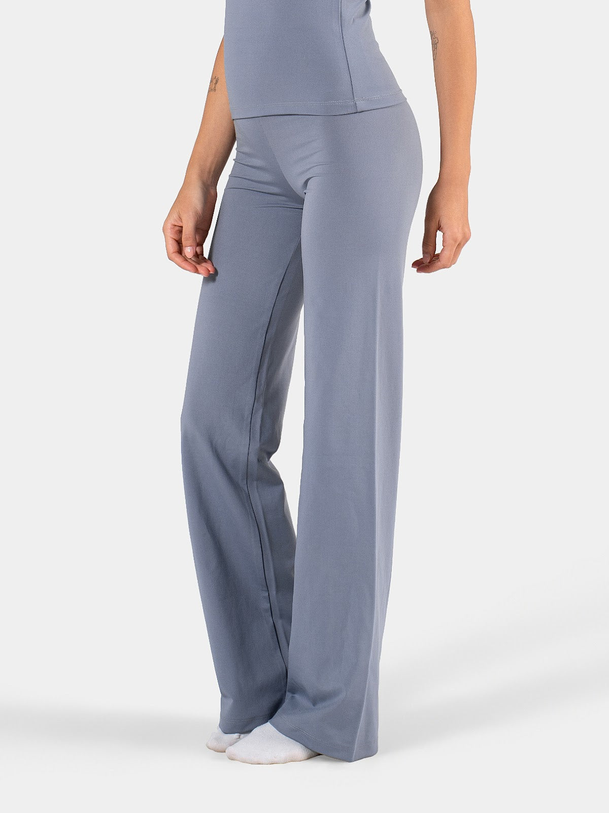 MOVE STRAIGHT LEG YOGA PANTS STEEL-BLUE 3