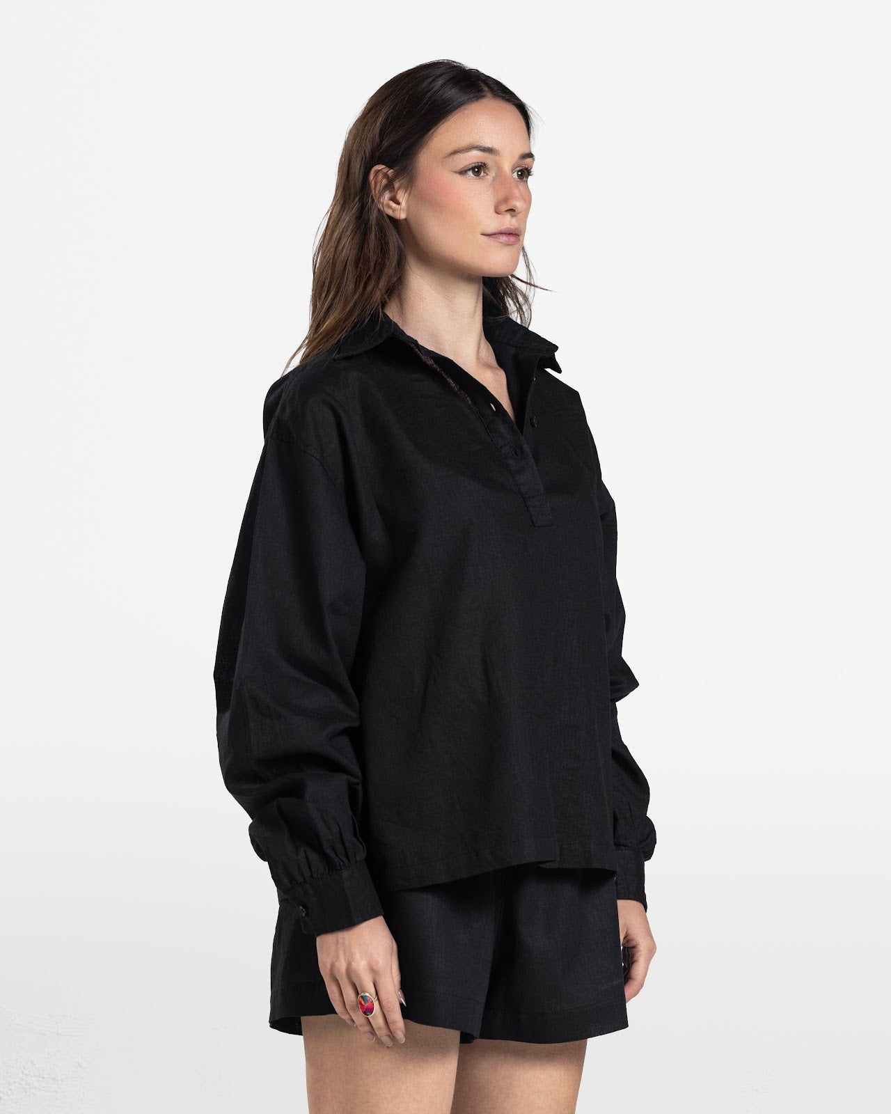 HAIF BUTTON DOWN LINEN SHIRT BLACK 3