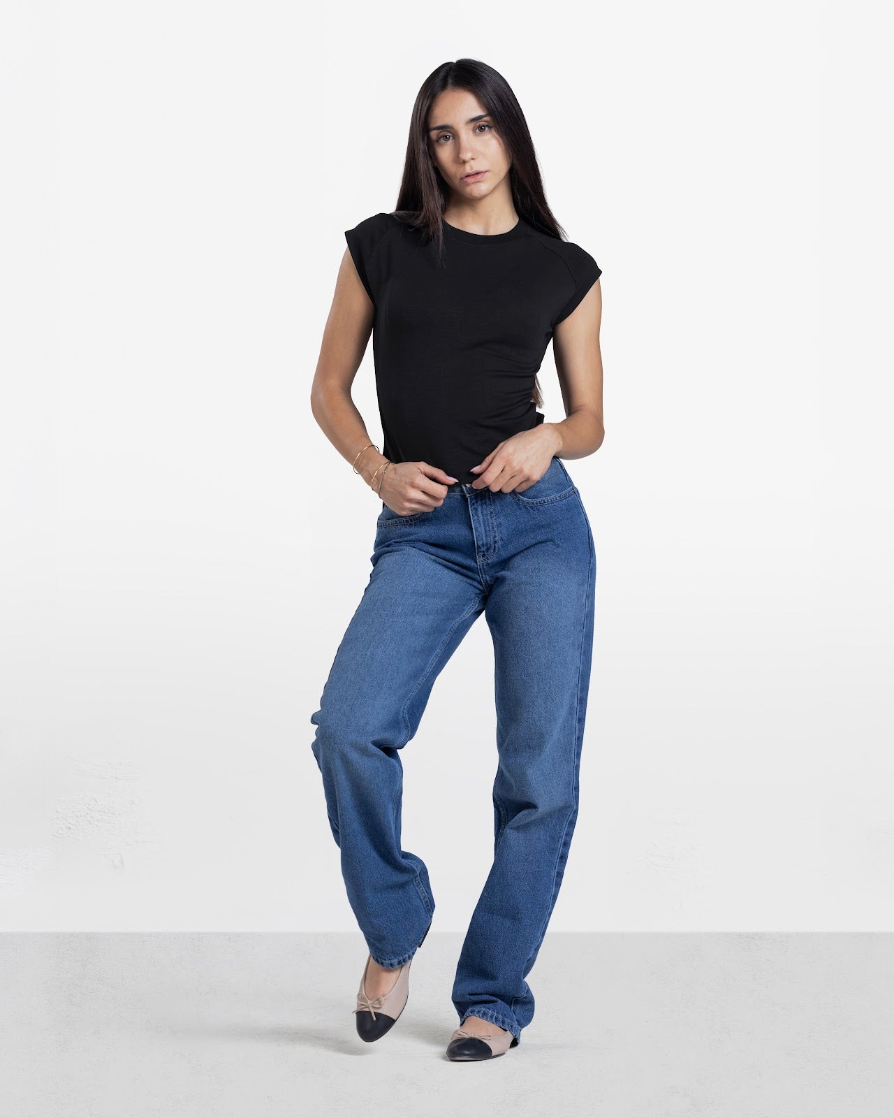 CAP SLEEVE T-SHIRT BLACK 5