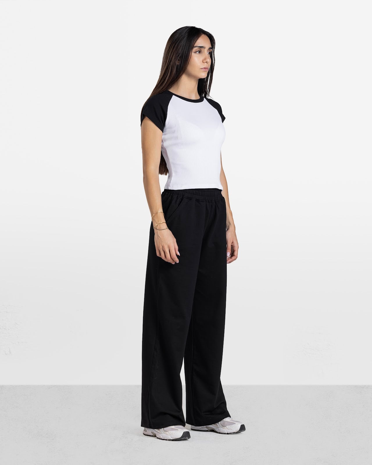 CONTRAST SLEEVE TEE BLACK 3