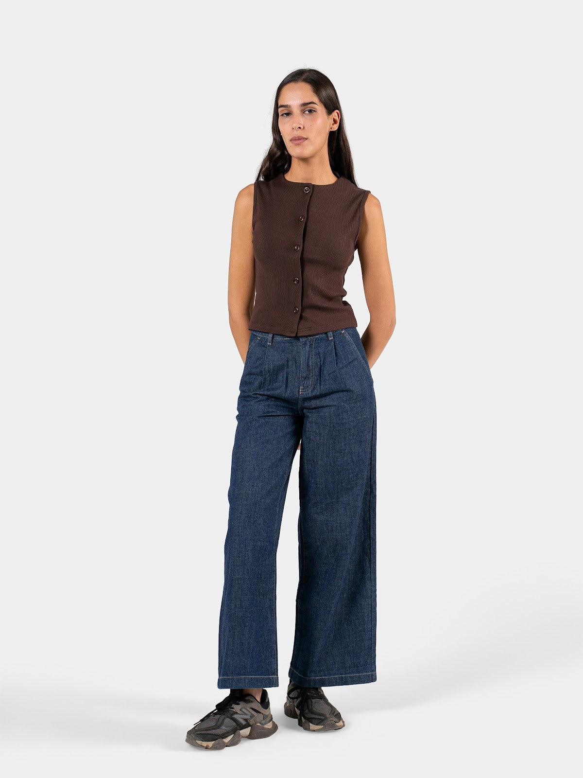 RIBBED BUTTON TANK BROWN 6
