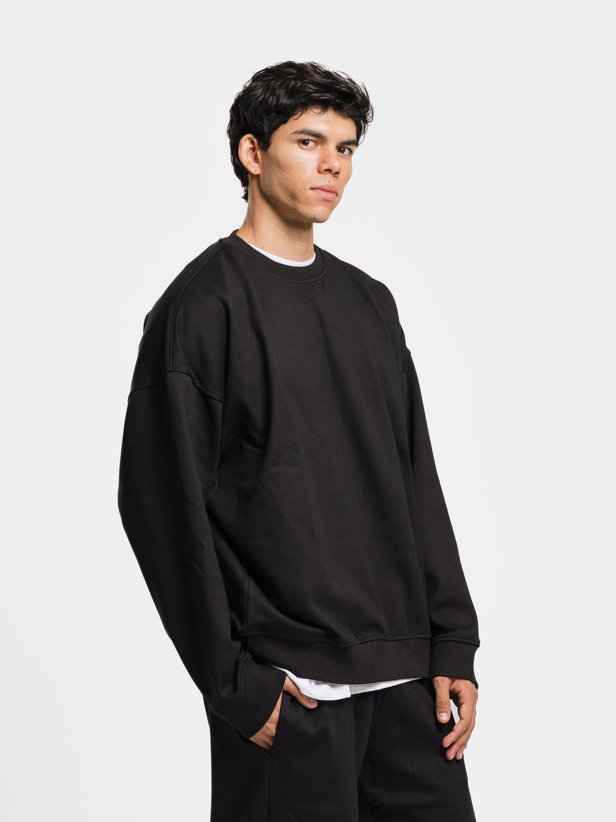 COMFORT+ CREWNECK