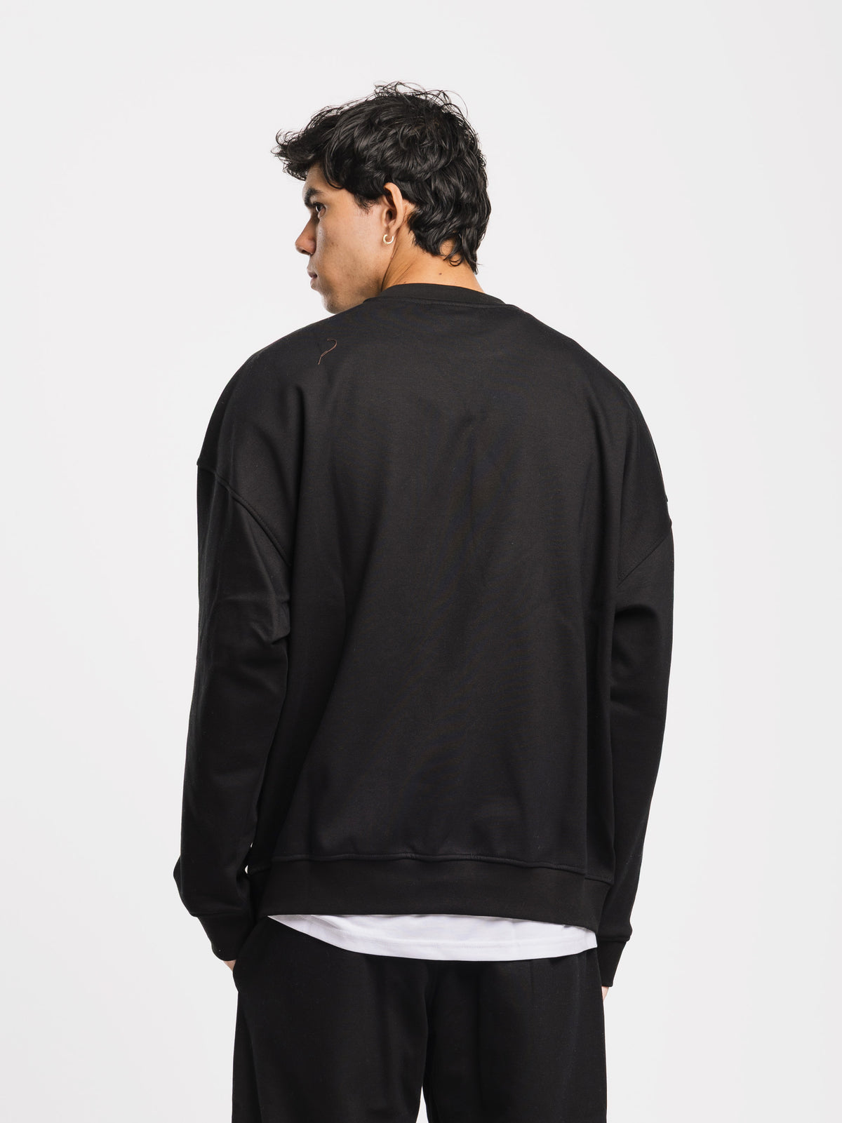 COMFORT+ CREWNECK