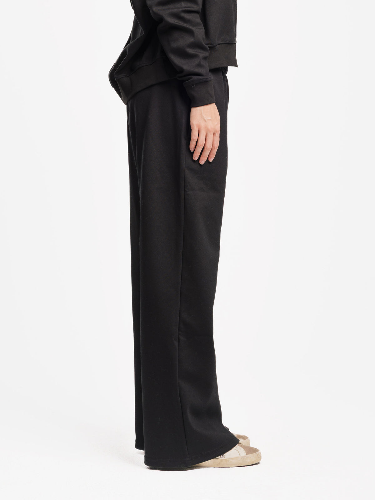 COMFORT+ STRAIGHT LEG SWEATPANTS