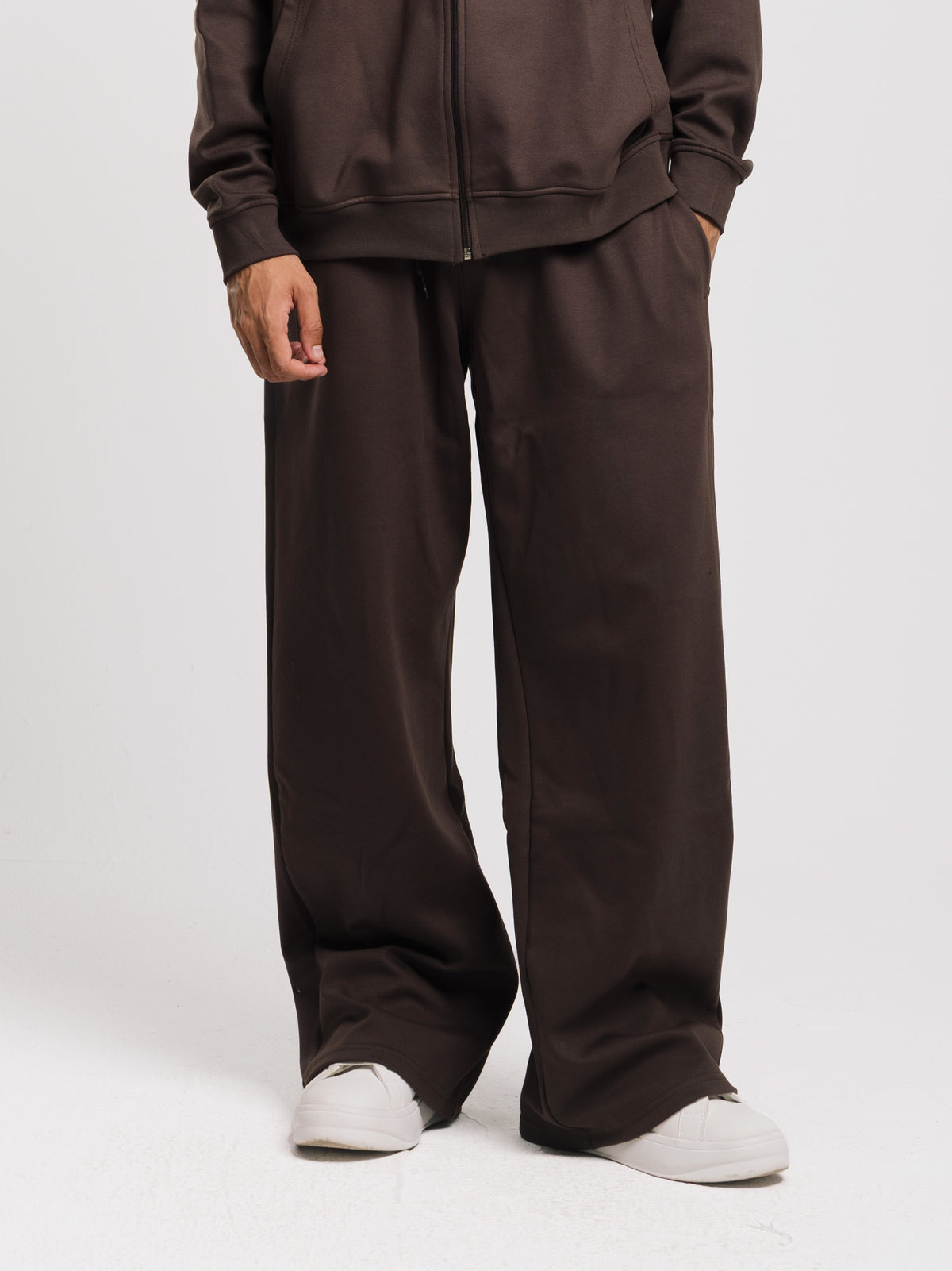 COMFORT+ STRAIGHT LEG SWEATPANTS