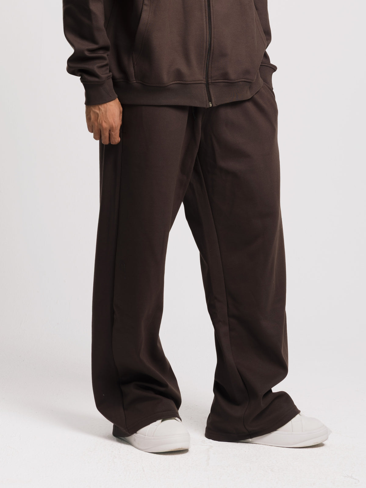 COMFORT+ STRAIGHT LEG SWEATPANTS