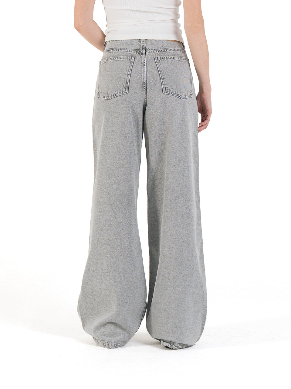 HIGH WAIST BAGGY JEANS