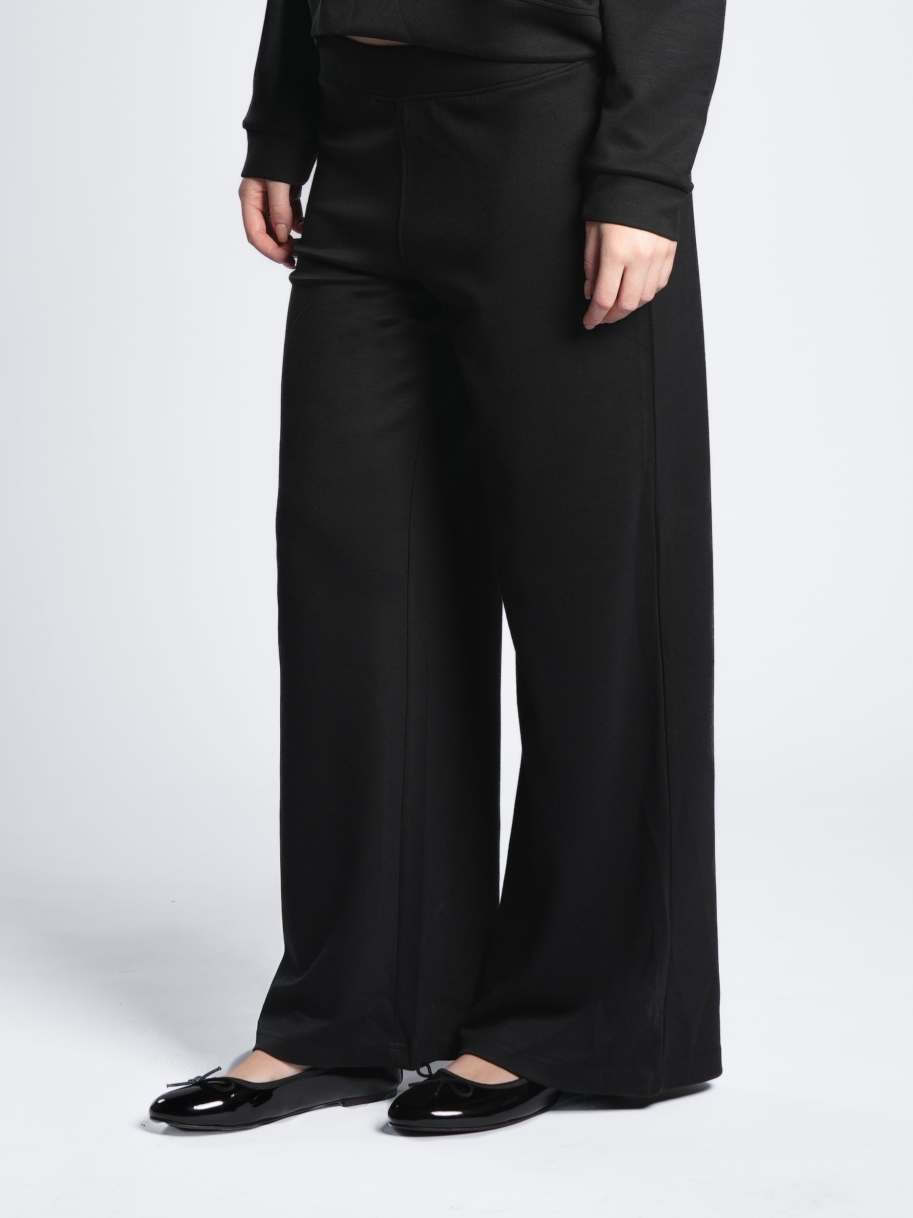 BREATHABLE COMFORTLUX WIDE LEG PANTS
