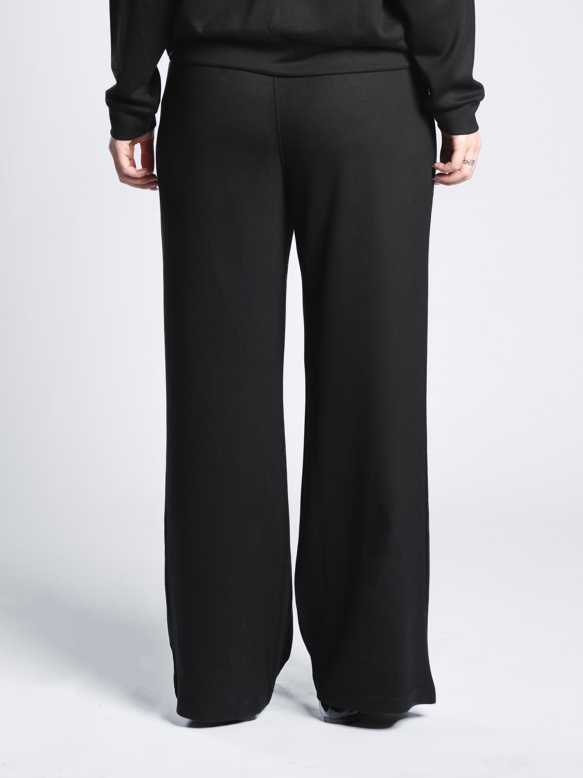 BREATHABLE COMFORTLUX WIDE LEG PANTS