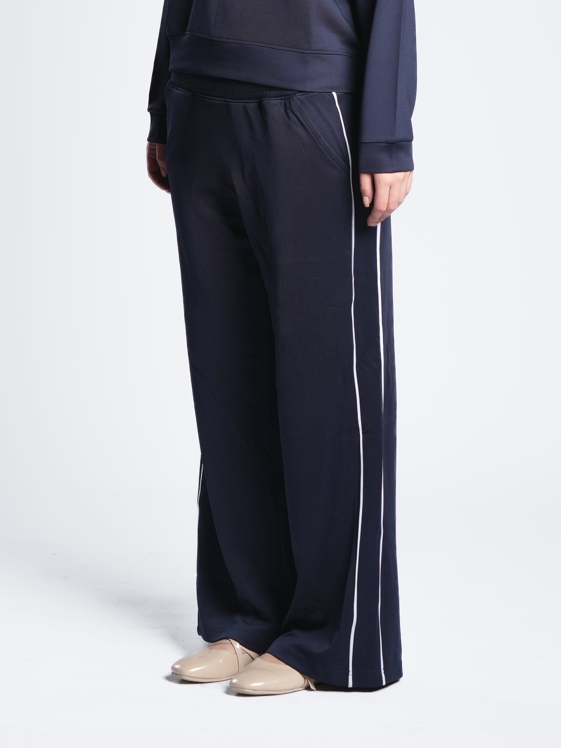 BREATHABLE COMFORTLUX LINED WIDE LEG PANT