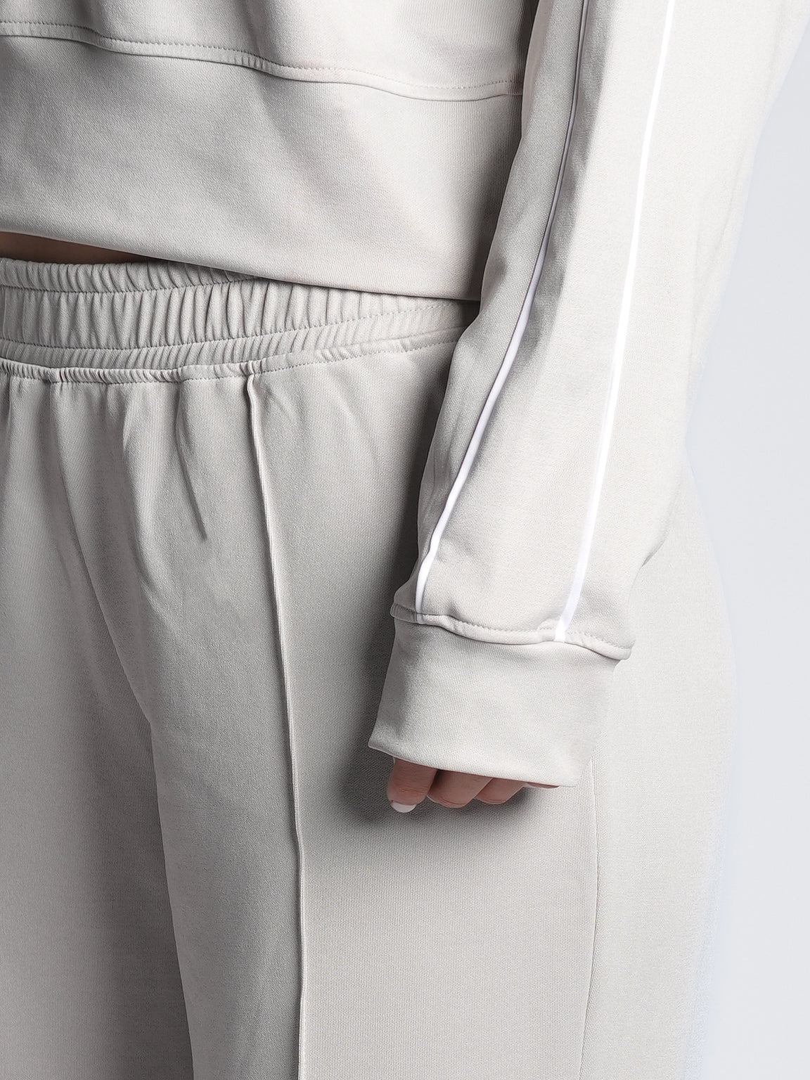BREATHABLE COMFORTLUX PLEATED WIDE LEG PANTS