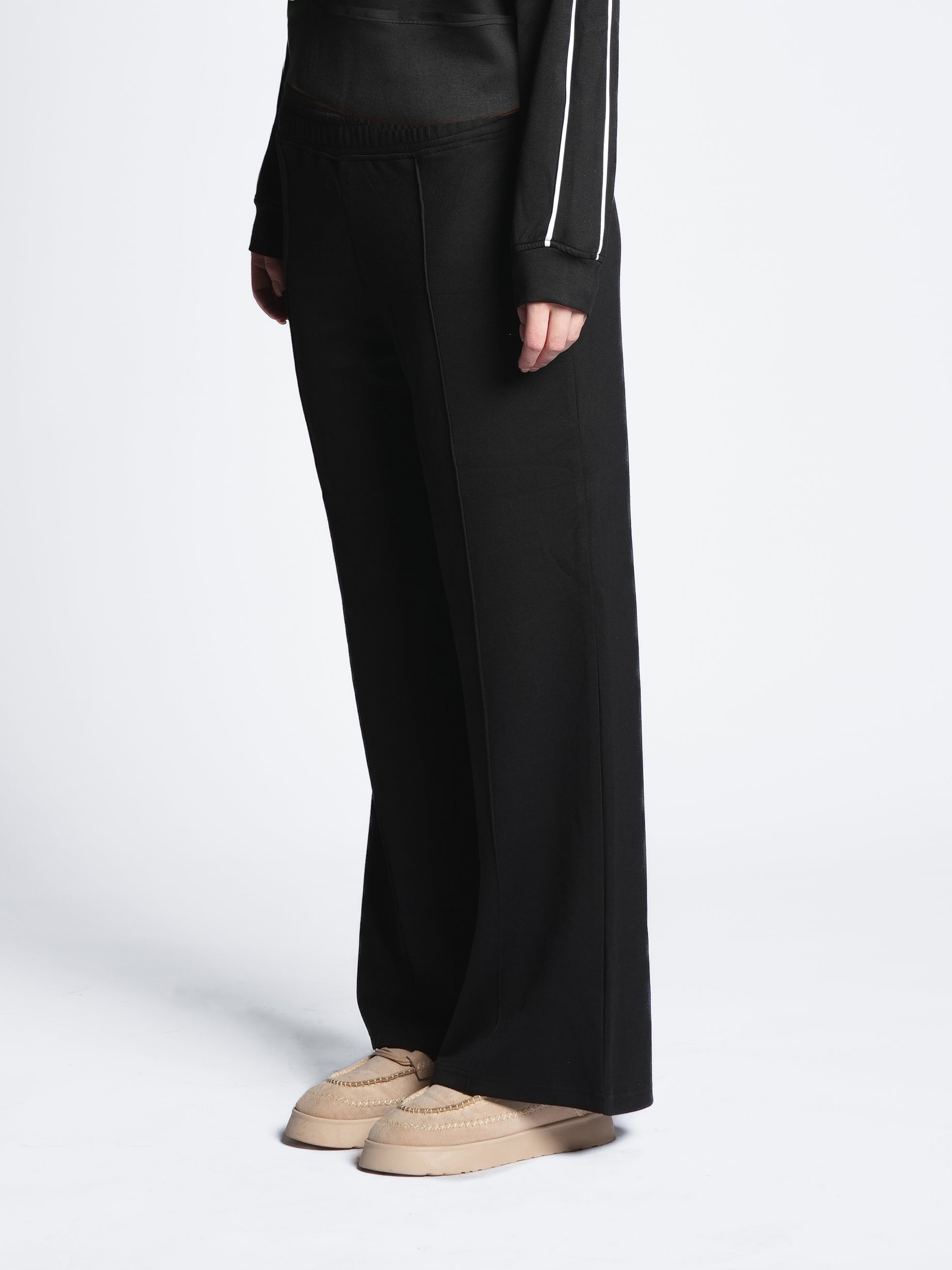 BREATHABLE COMFORTLUX PLEATED WIDE LEG PANTS