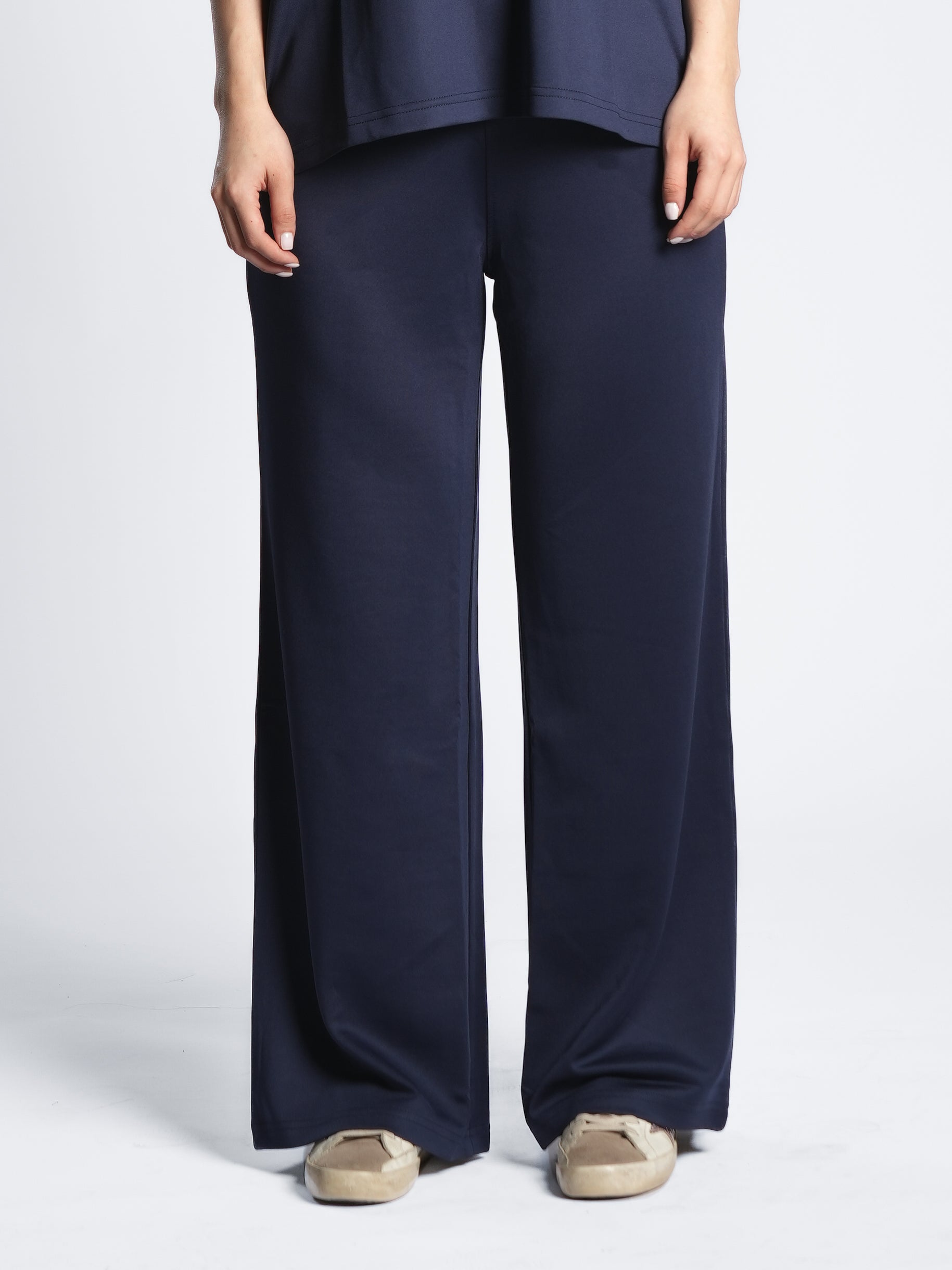 BREATHABLE COMFORTLUX WIDE LEG PANTS