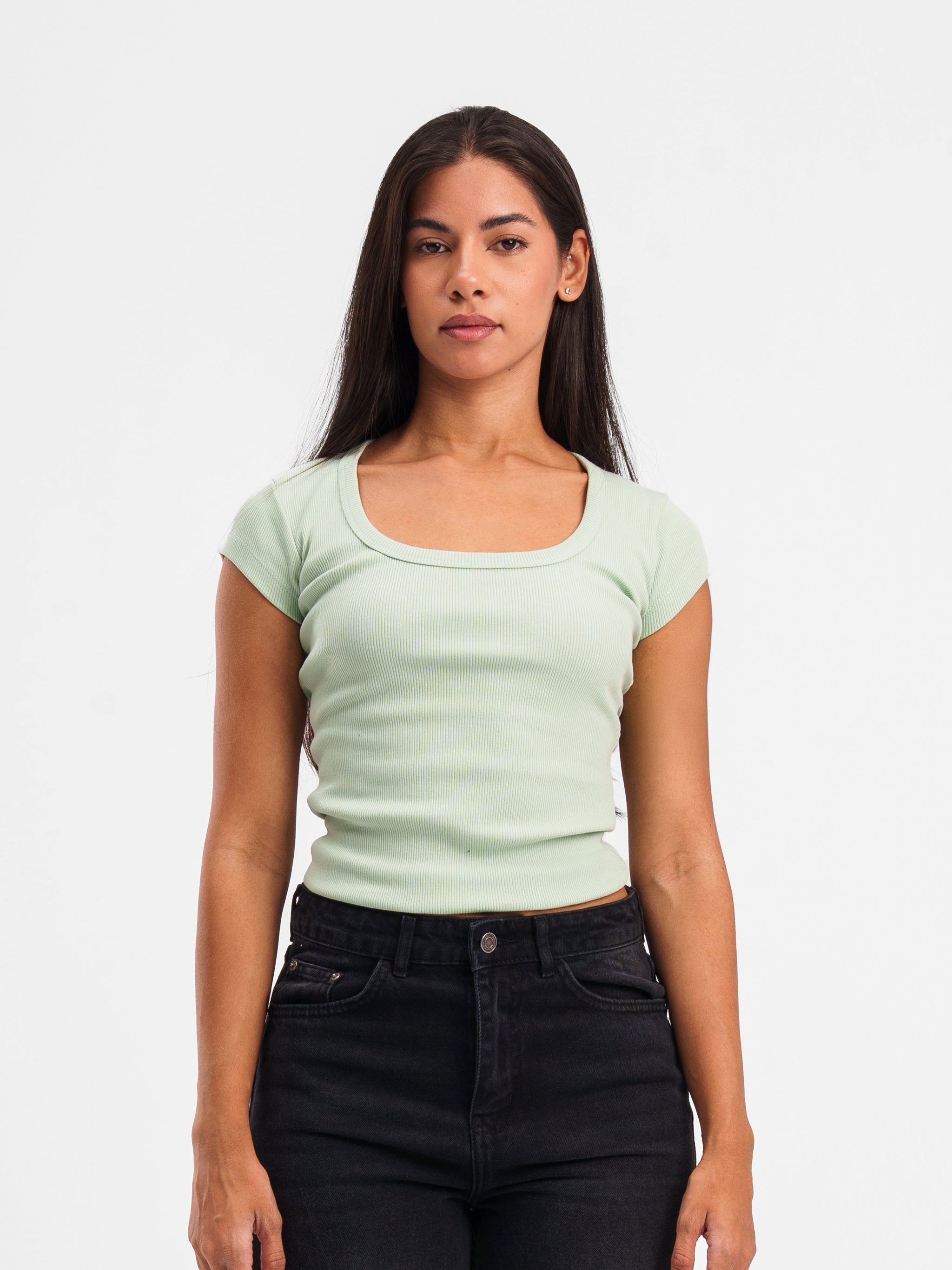 MINT GREEN RIBBED U-SHAPED SHORT SLEEVE TOP