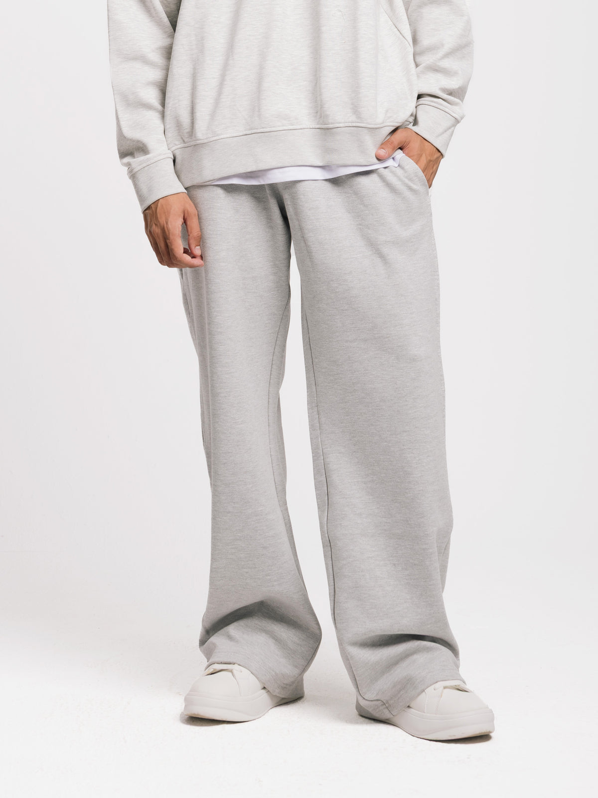 COMFORT+ STRAIGHT LEG SWEATPANTS