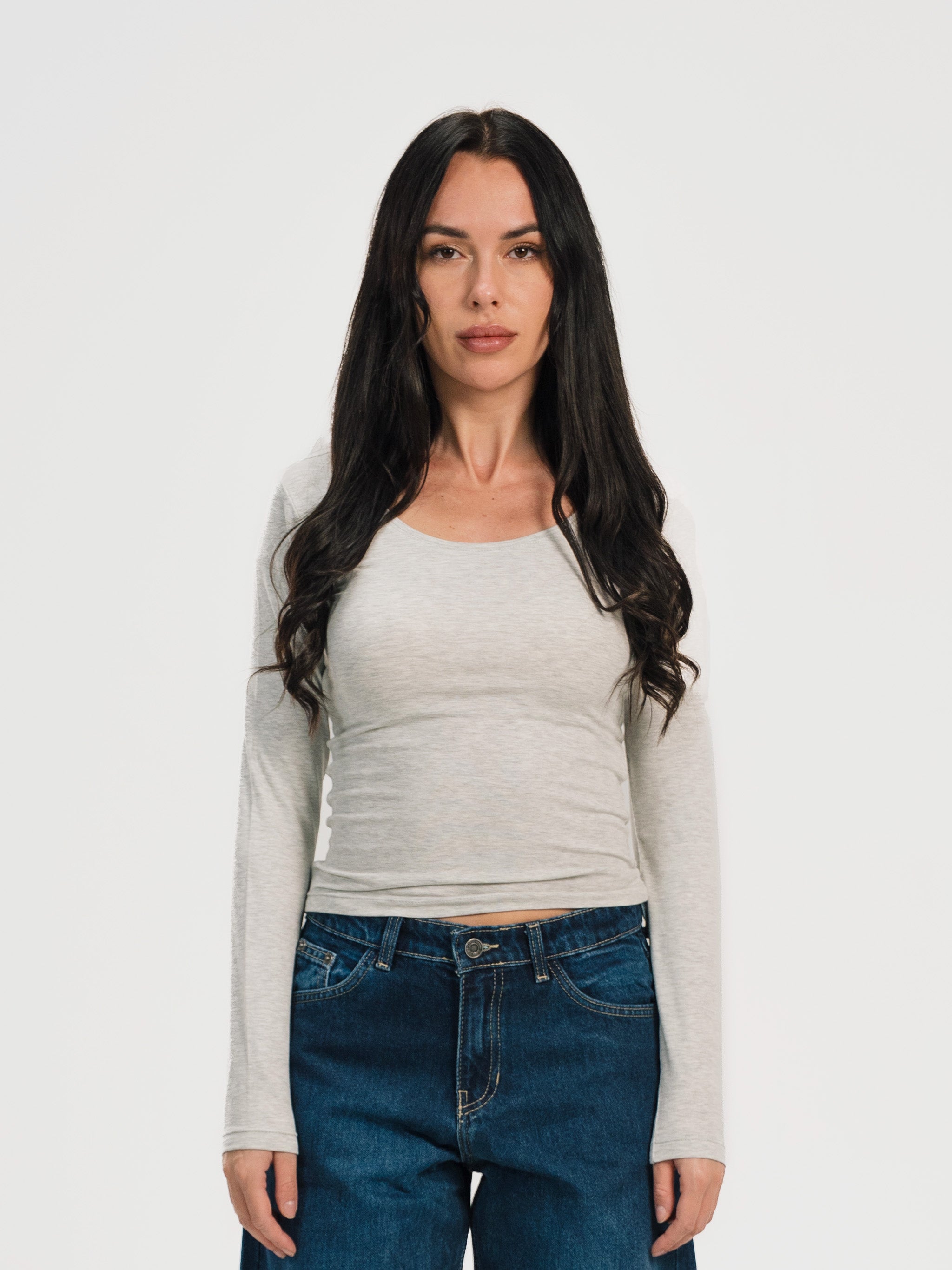 U-SHAPED LONG SLEEVE TOP