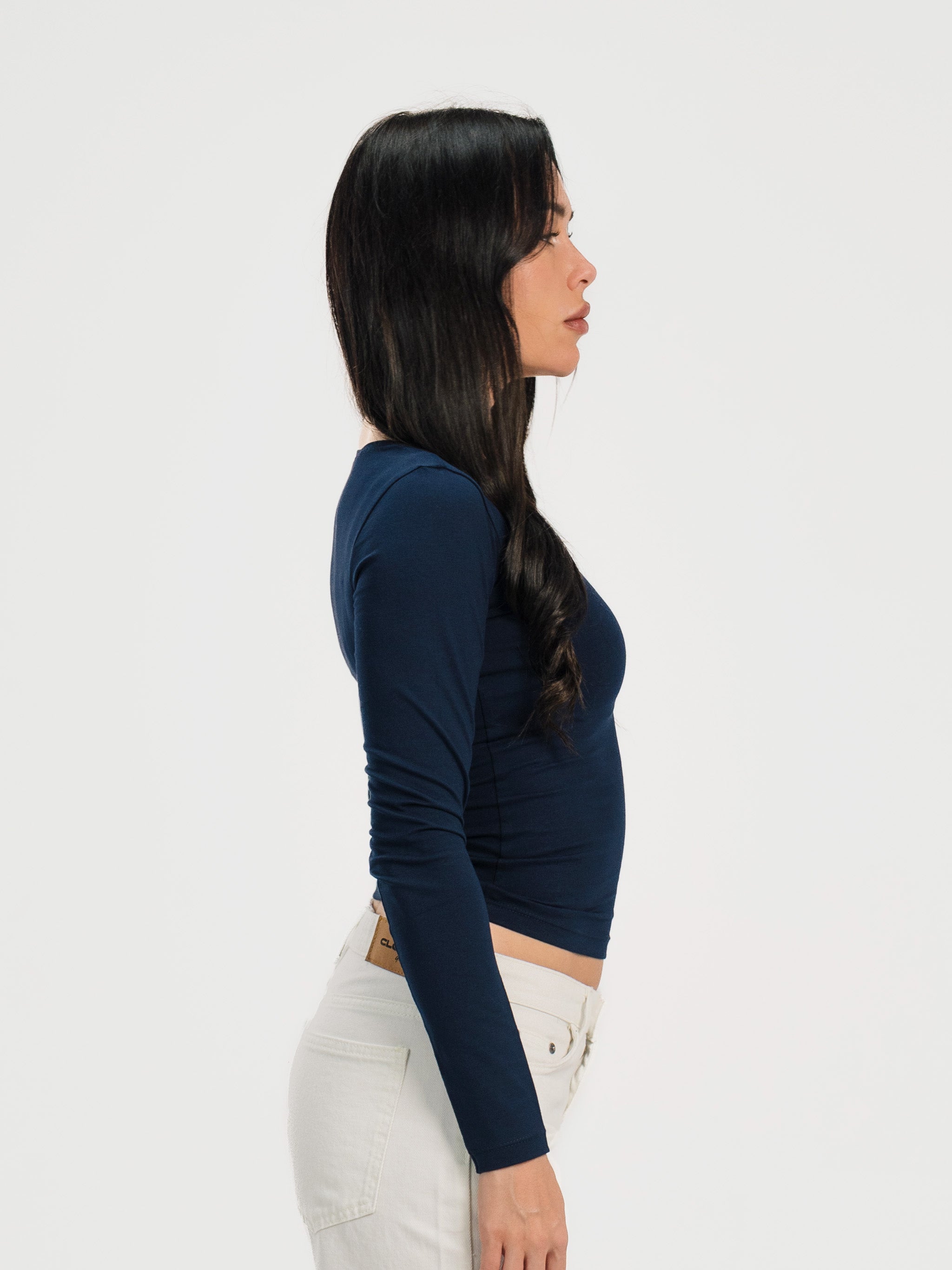 U-SHAPED LONG SLEEVE TOP