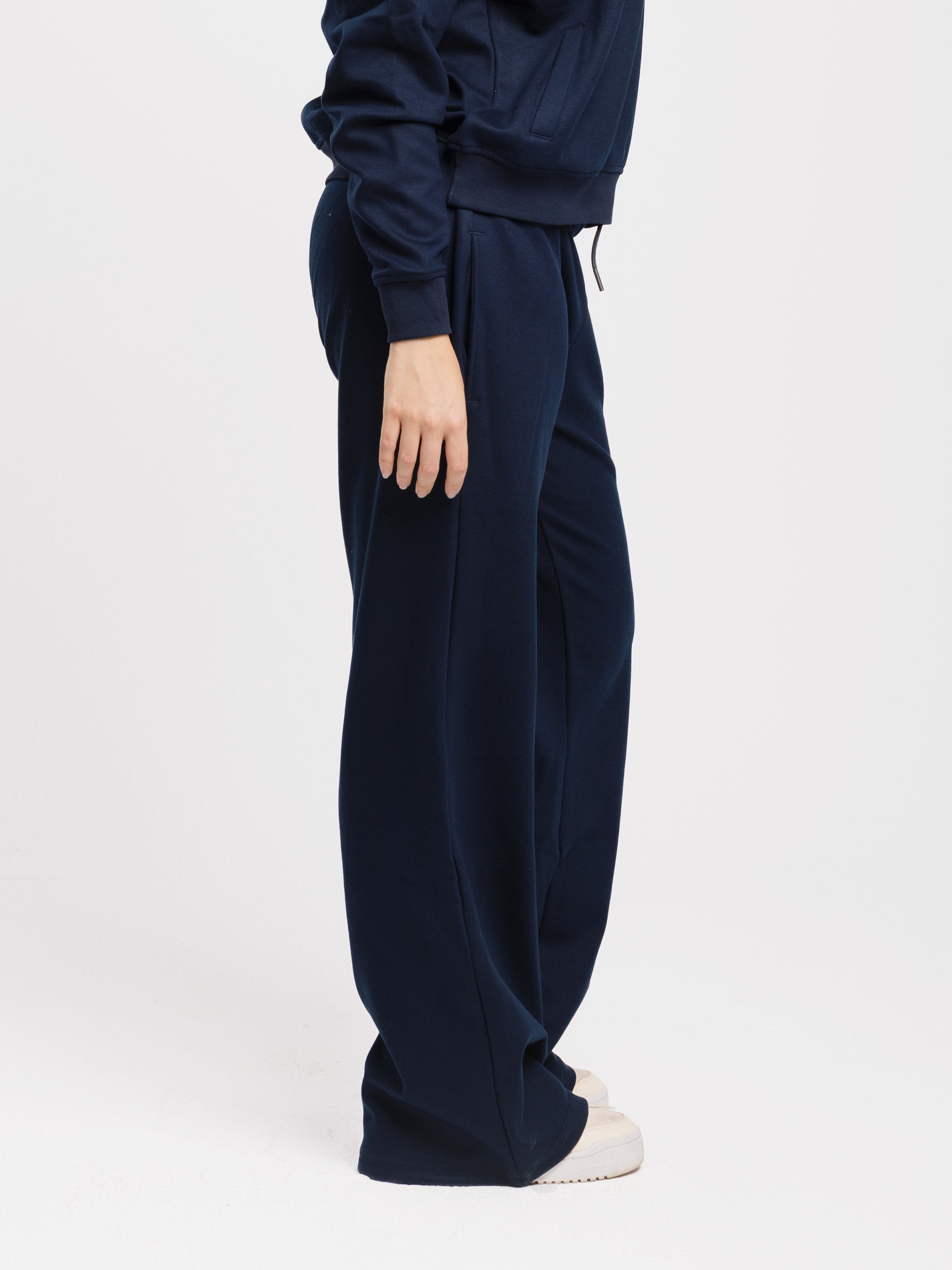 COMFORT+ STRAIGHT LEG SWEATPANTS