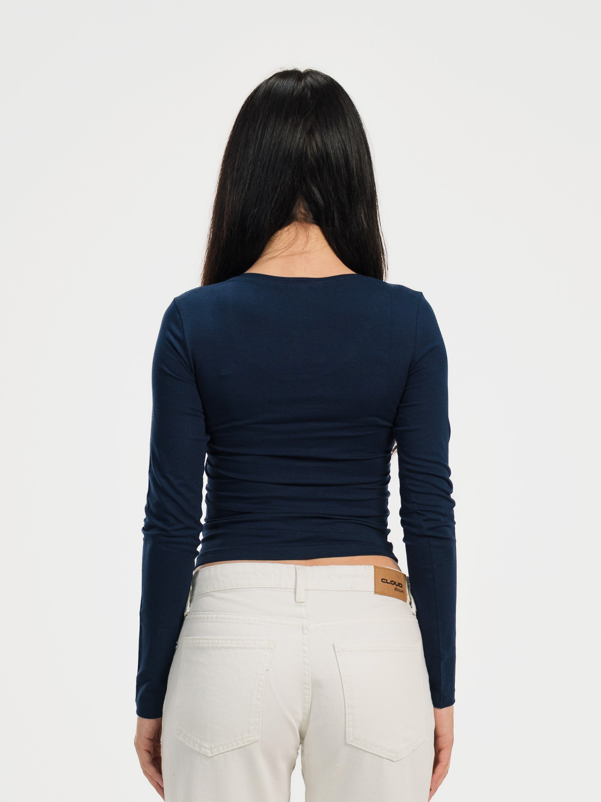 U-SHAPED LONG SLEEVE TOP