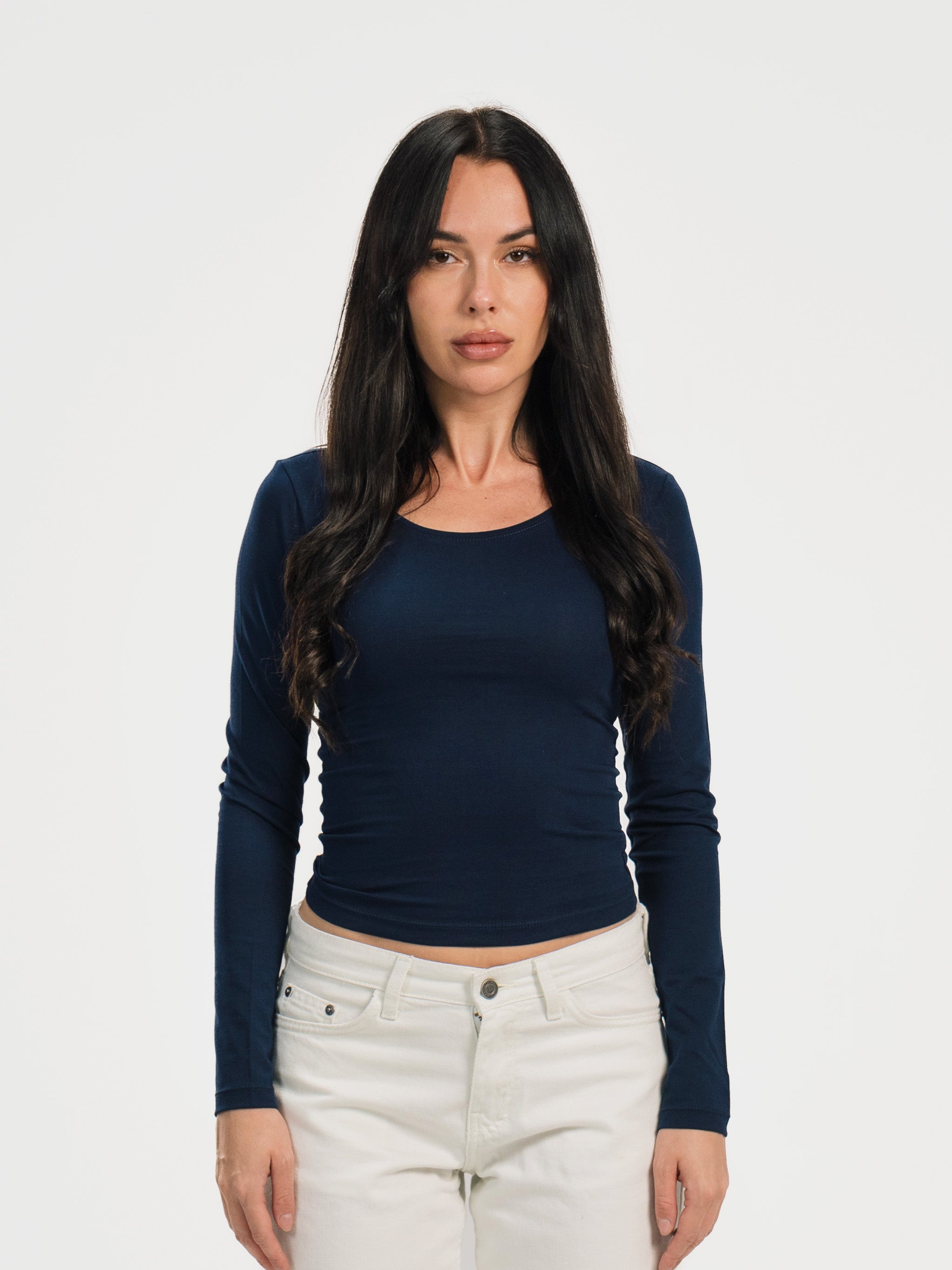 U-SHAPED LONG SLEEVE TOP