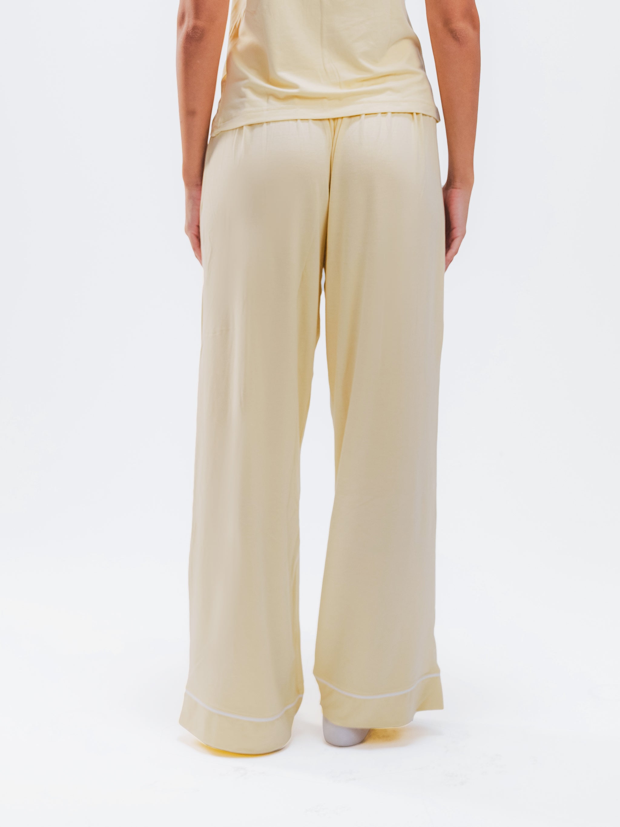 BUTTER YELLOW PIPED SPAGHETTI PANTS SET