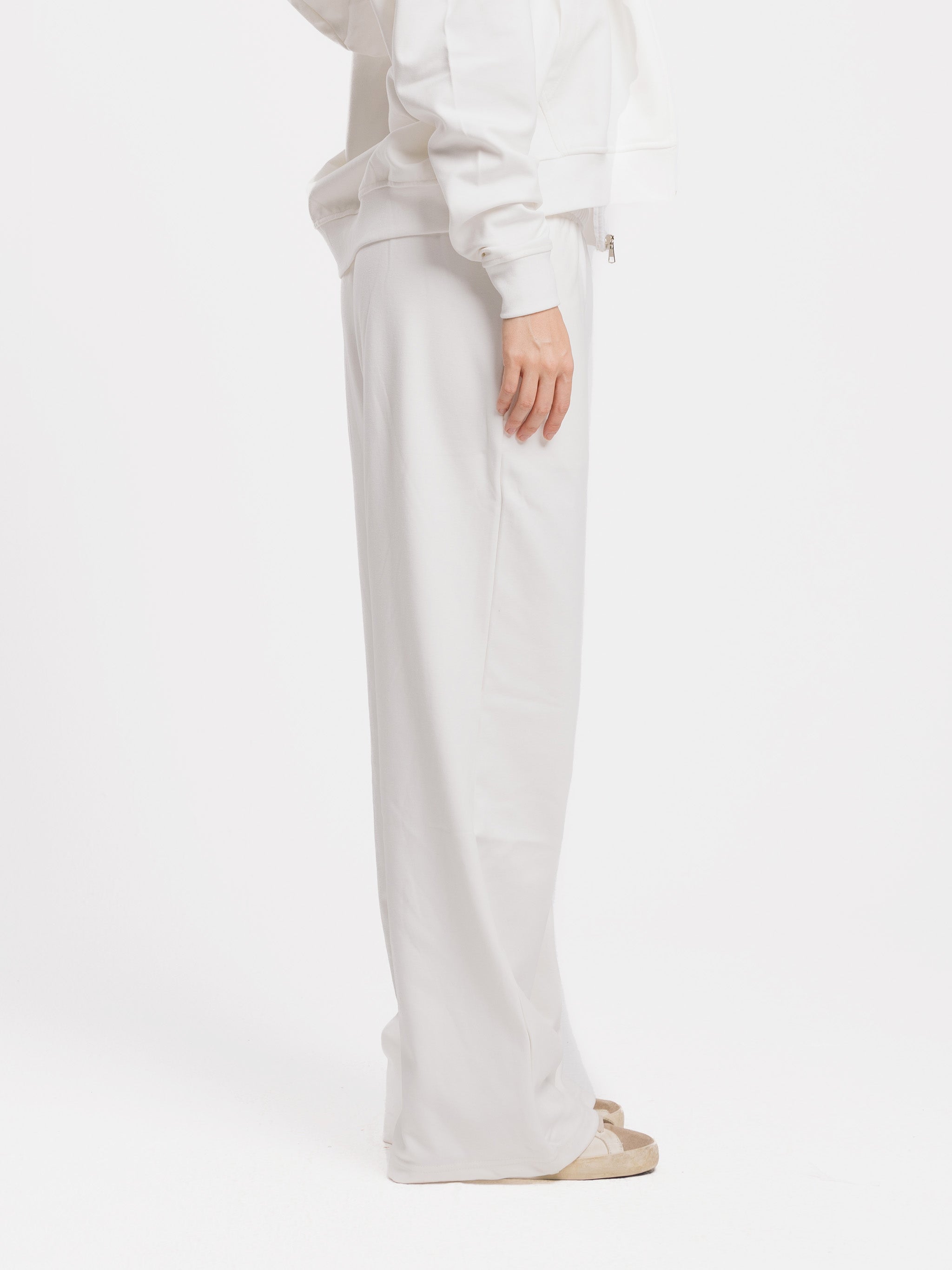 COMFORT+ STRAIGHT LEG SWEATPANTS