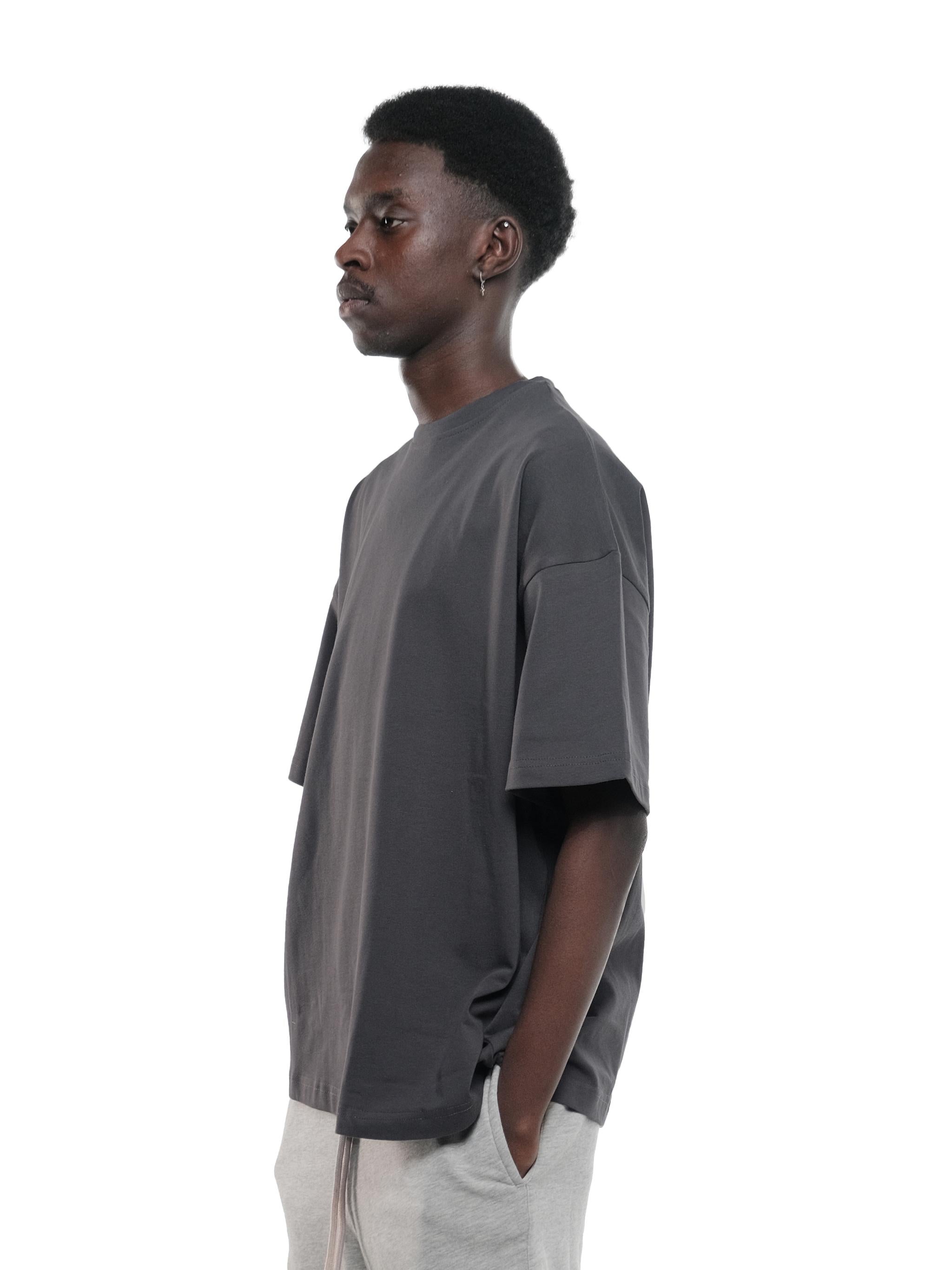 DARK GREY BASIC T-SHIRT