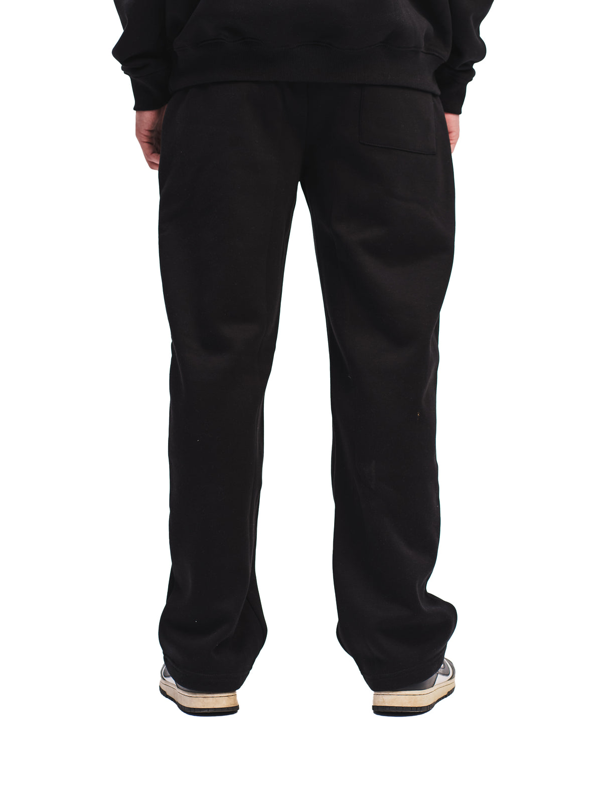 STRAIGHT LEG SWEATPANTS