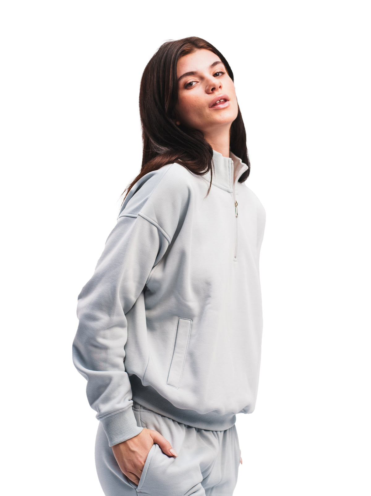 QUARTER ZIP