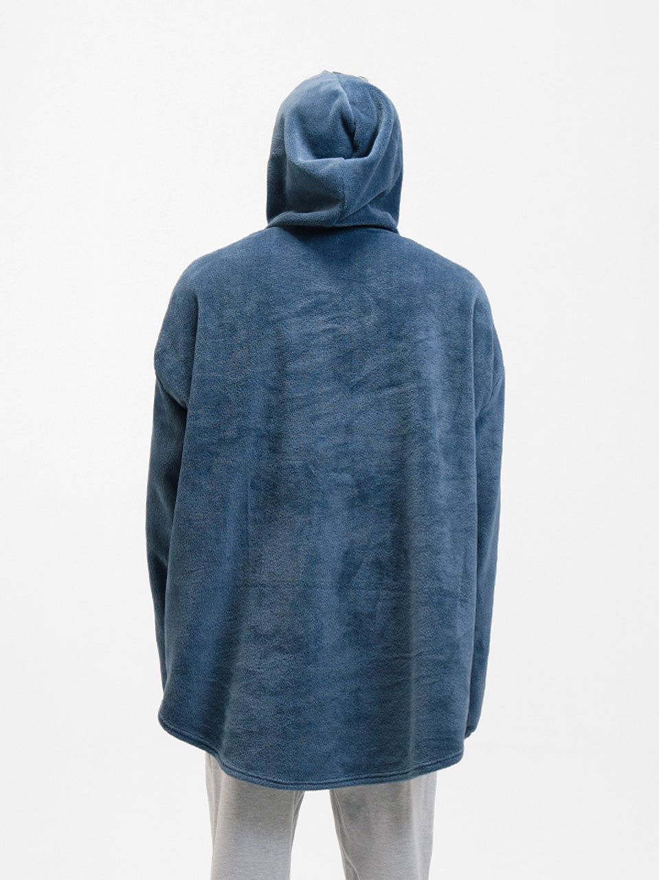 BLANKET HOODIE