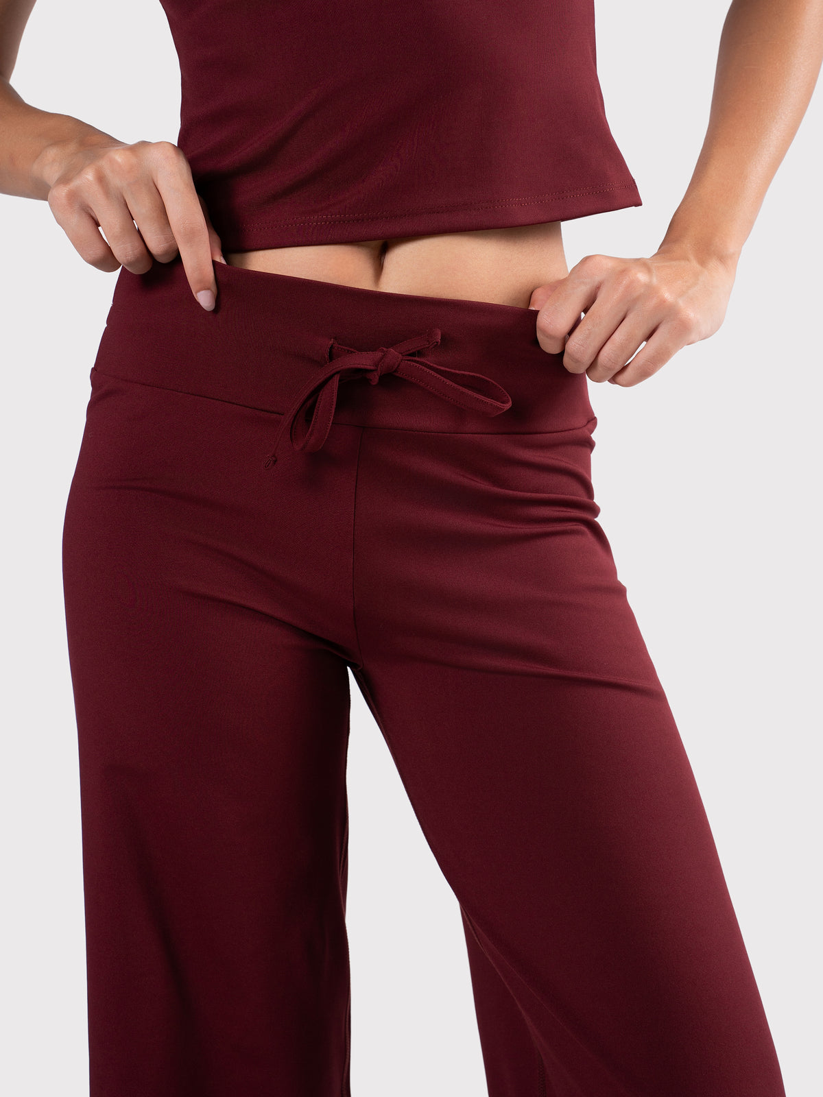 WIDE LEG DRAWSTRING MOVE PANTS BURGUNDY