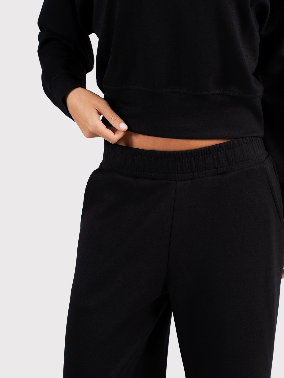 BREATHABLE HOODIE WITHOUT LINING BLACK