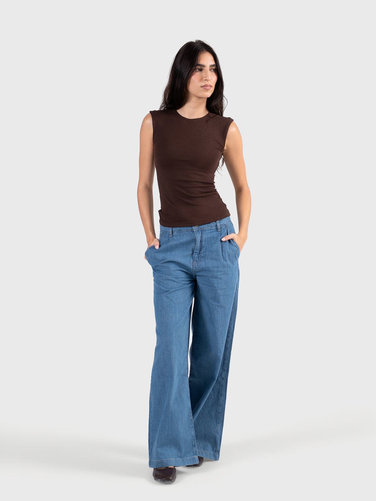 BROWN 6