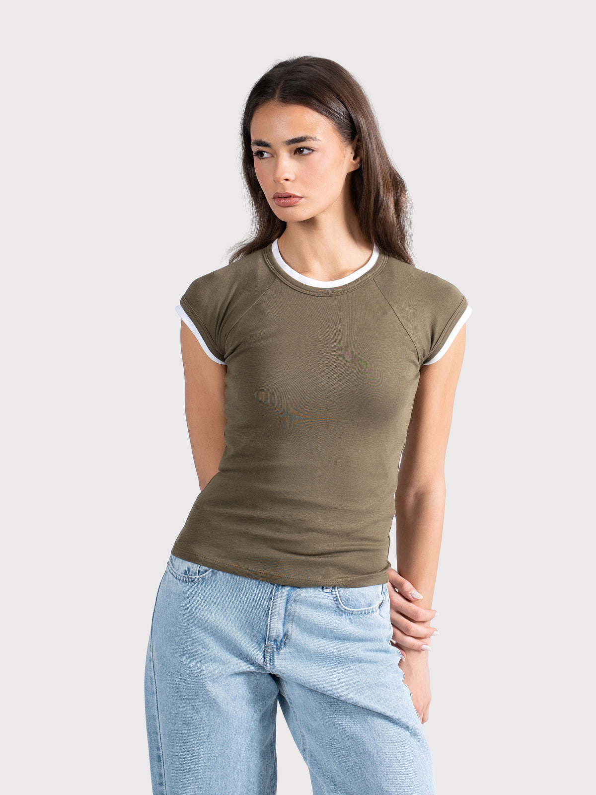 TWO TONE CAP SLEEVE TEE OLIVE