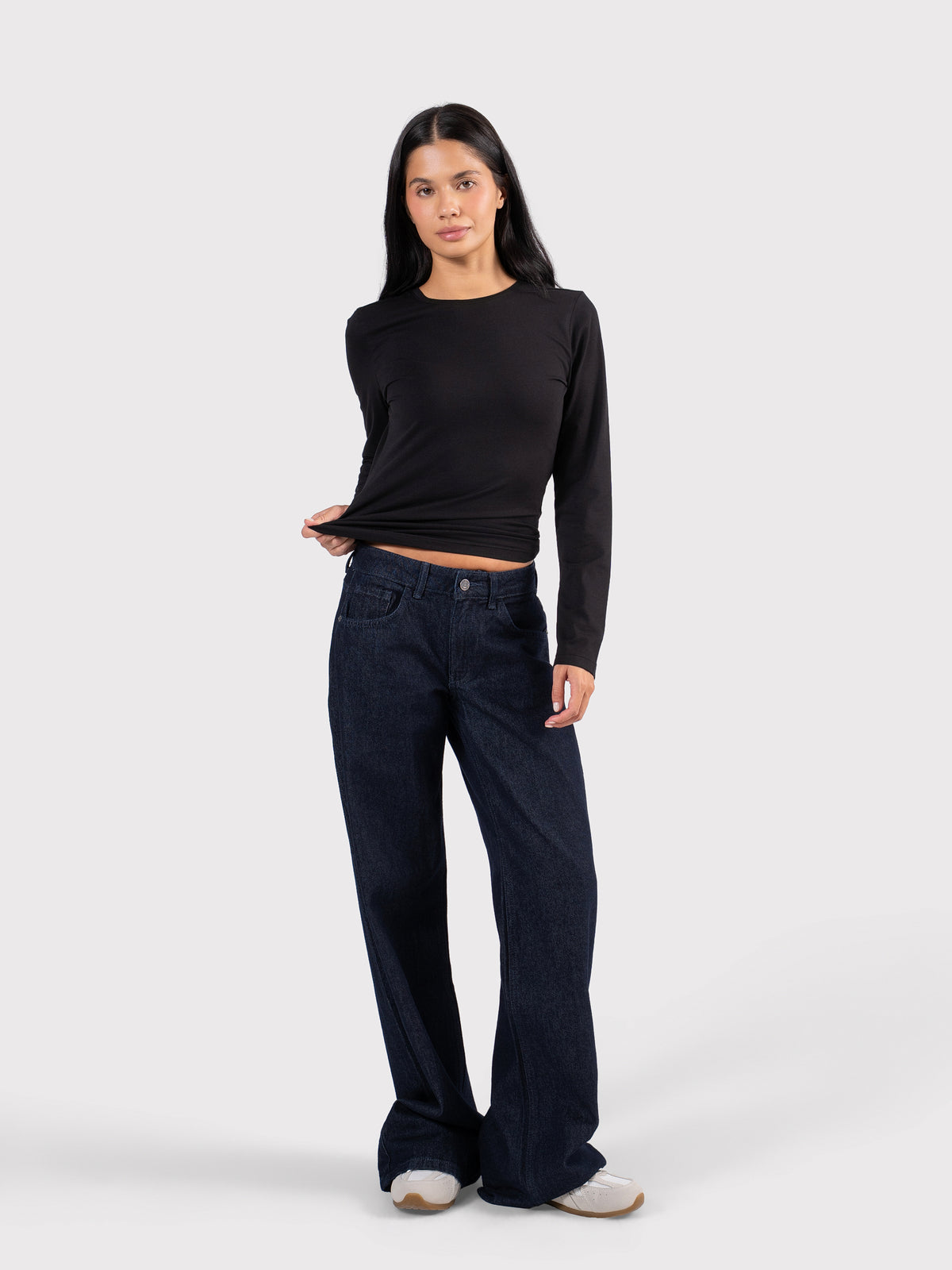 BASIC LONG SLEEVE TOP BLACK