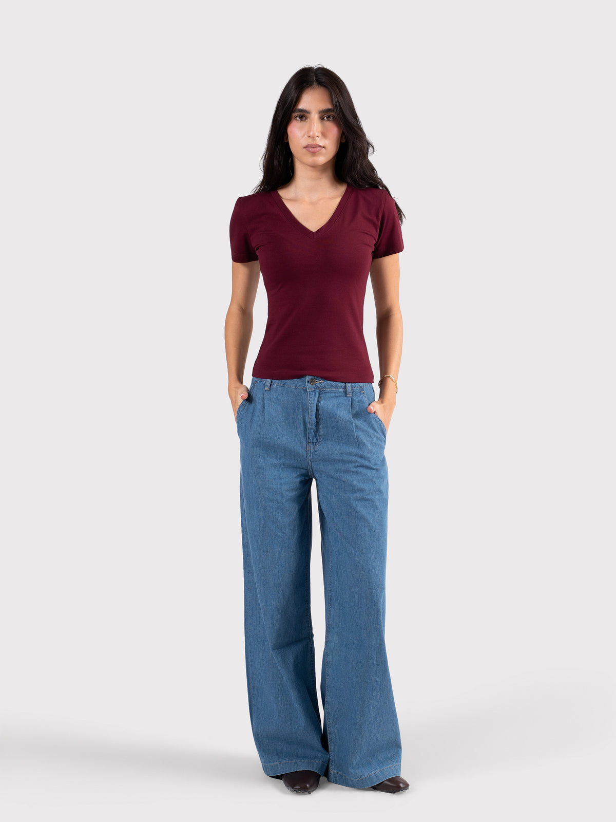 V-NECK SHORT SLEEVE TOP BURGUNDY