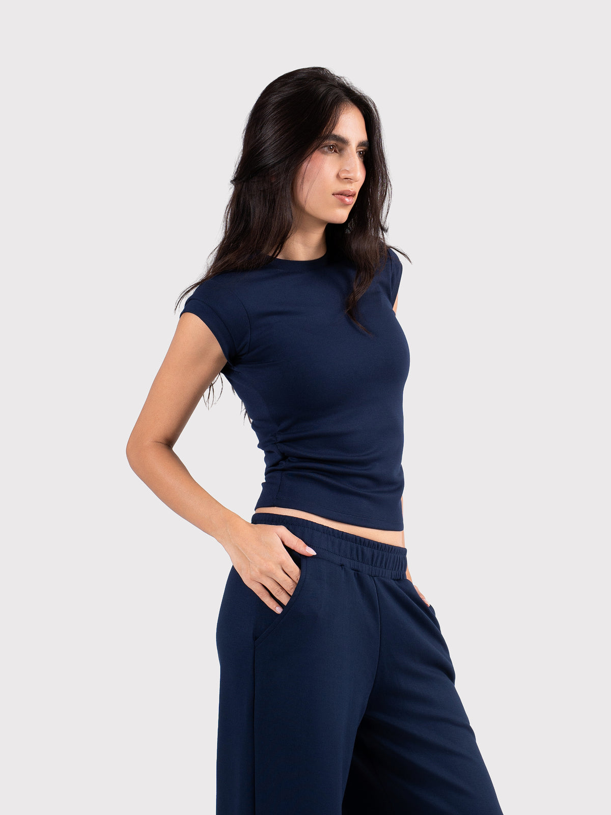BREATHABLE CINCH TEE - NAVY