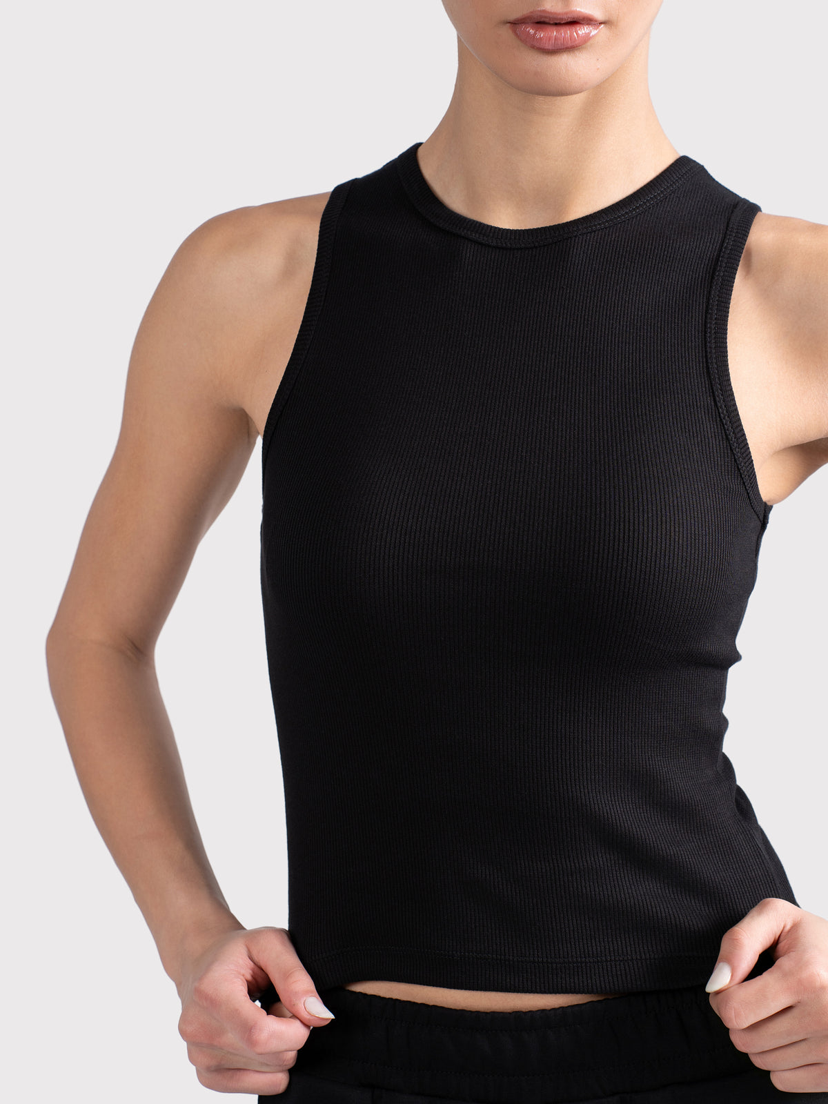 CREWNECK TANK TOP BLACK