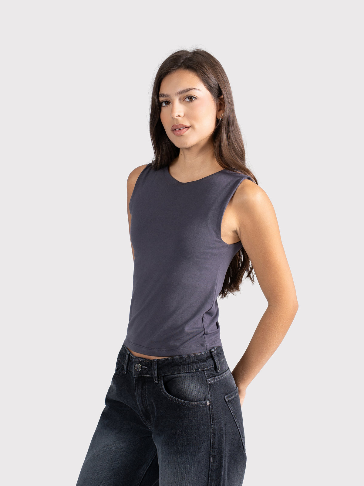 MICROFIBER CREWNECK TANK TOP CHARCOAL