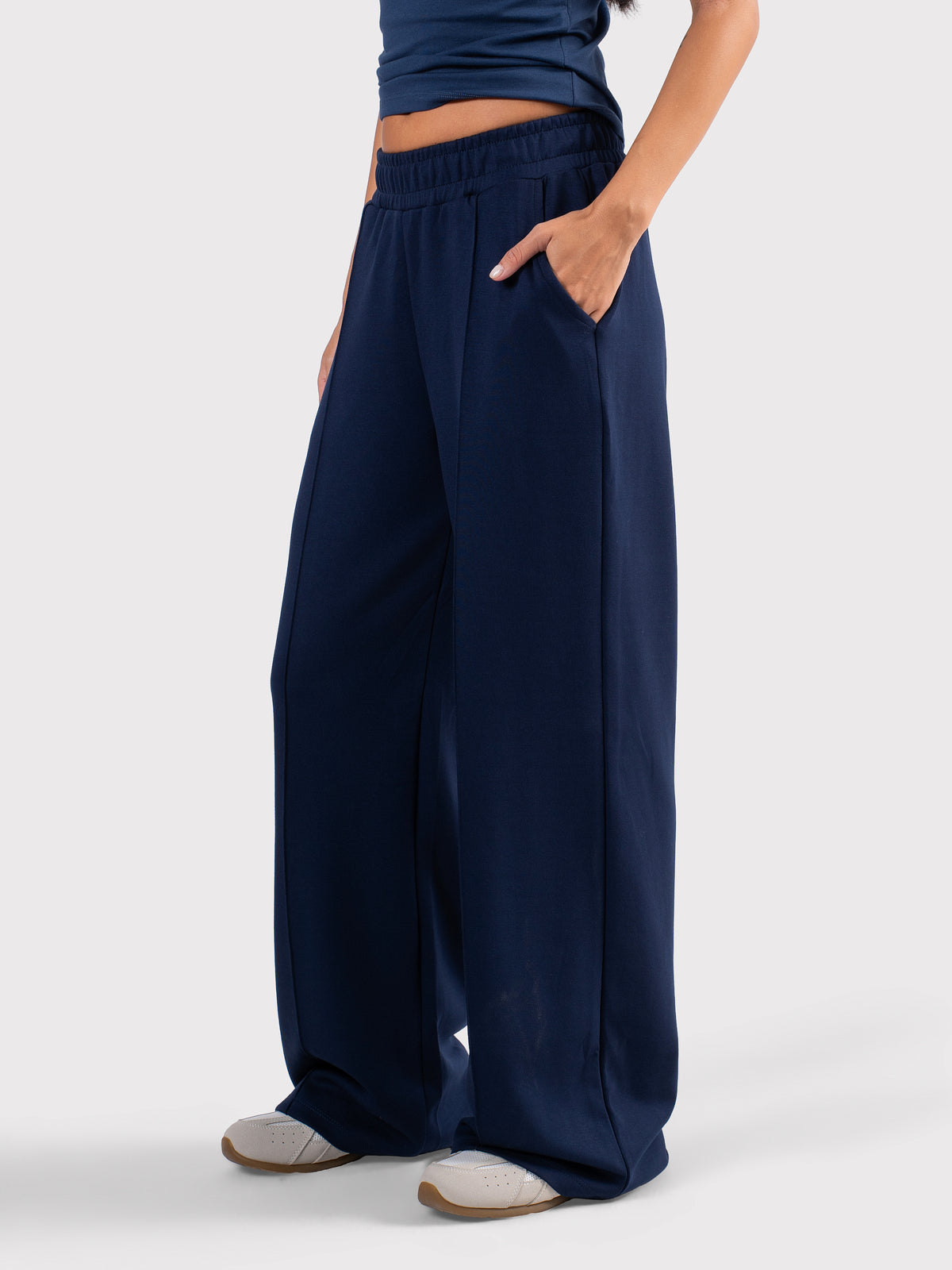 BREATHABLE PLEATED WIDE LEG PANTS NAVY