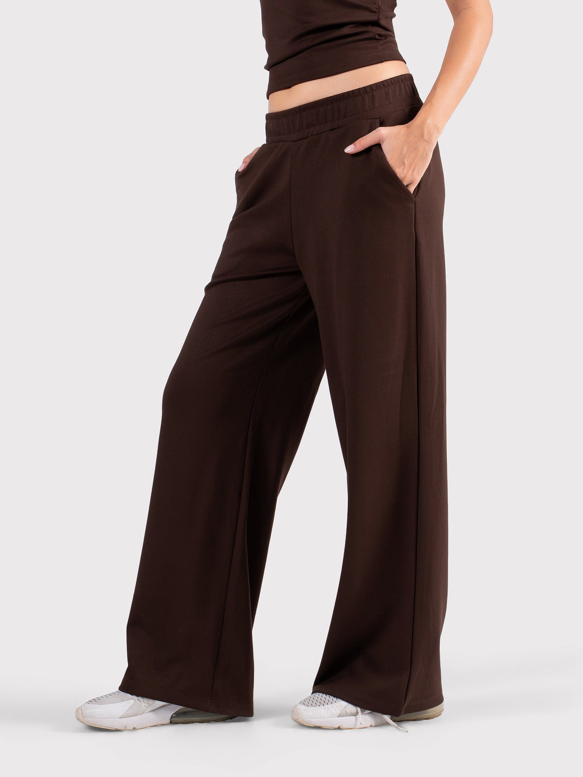 BREATHABLE WIDE LEG PANTS BROWN