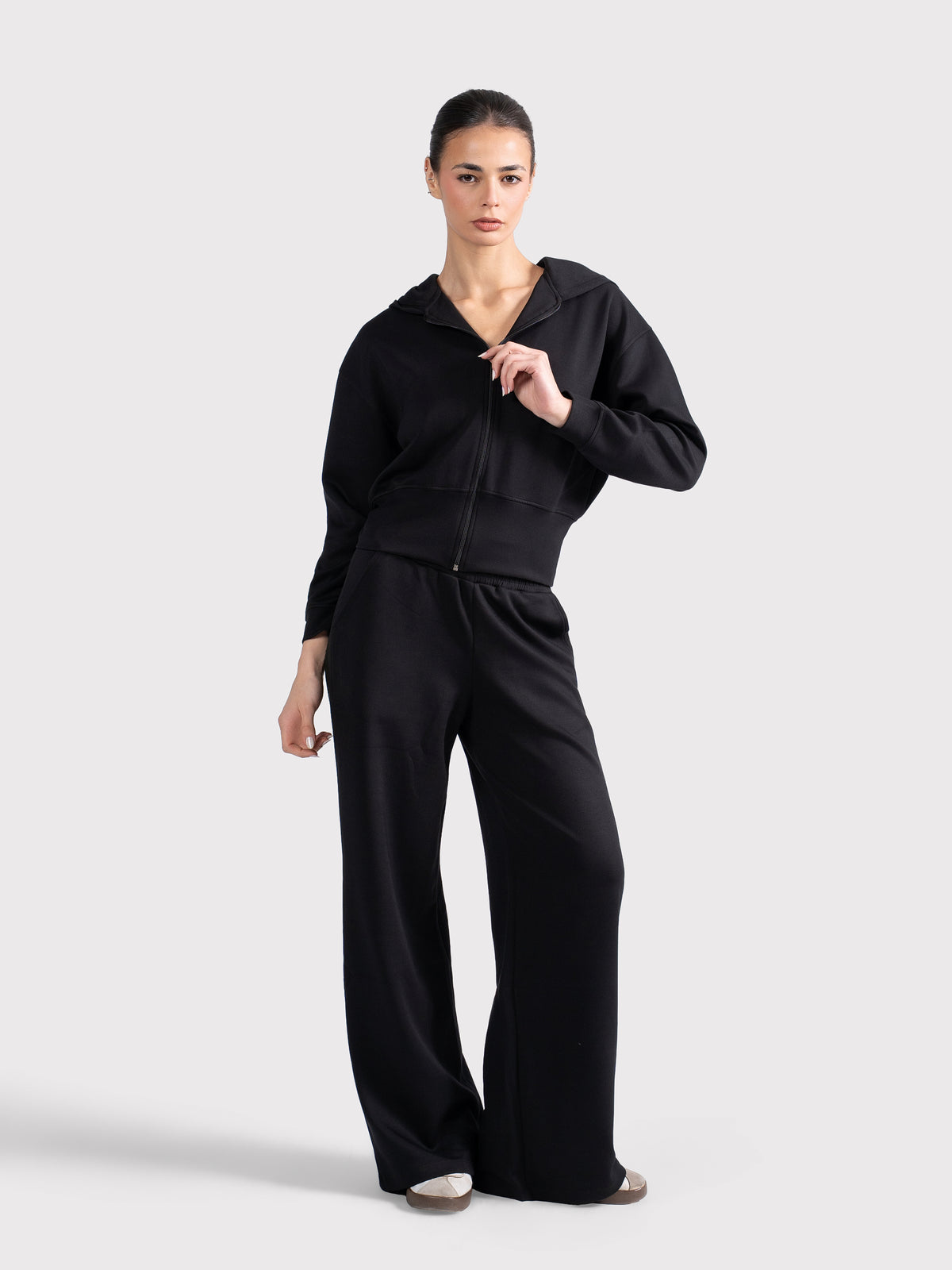 BREATHABLE ZIP-UP BLACK