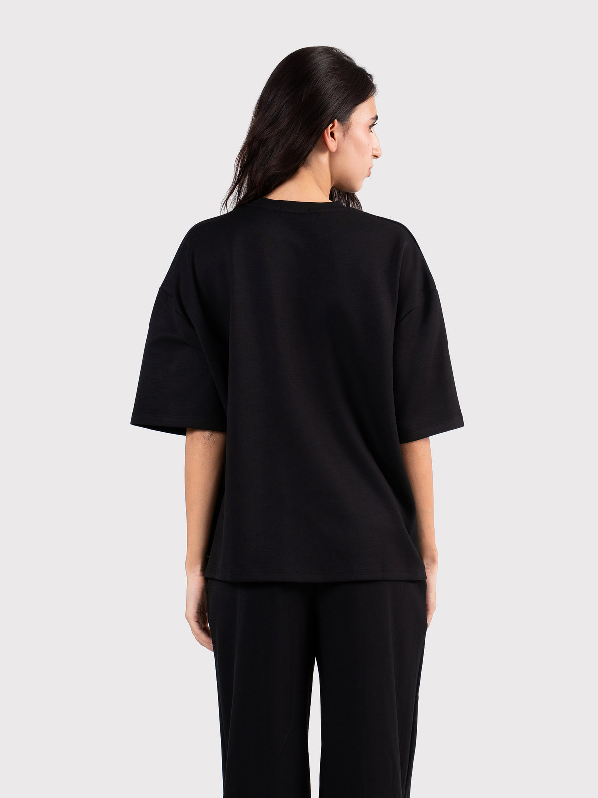 BREATHABLE T-SHIRT BLACK