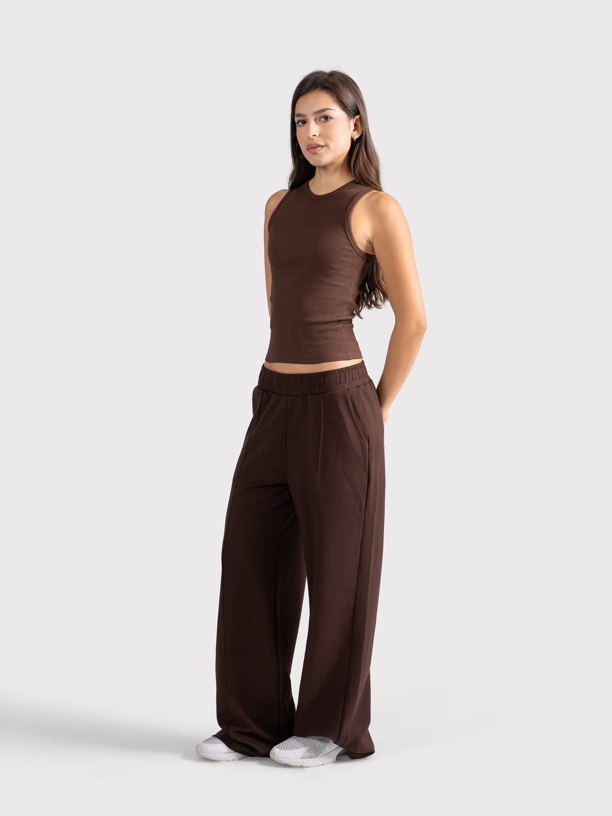 CREWNECK TANK TOP BROWN