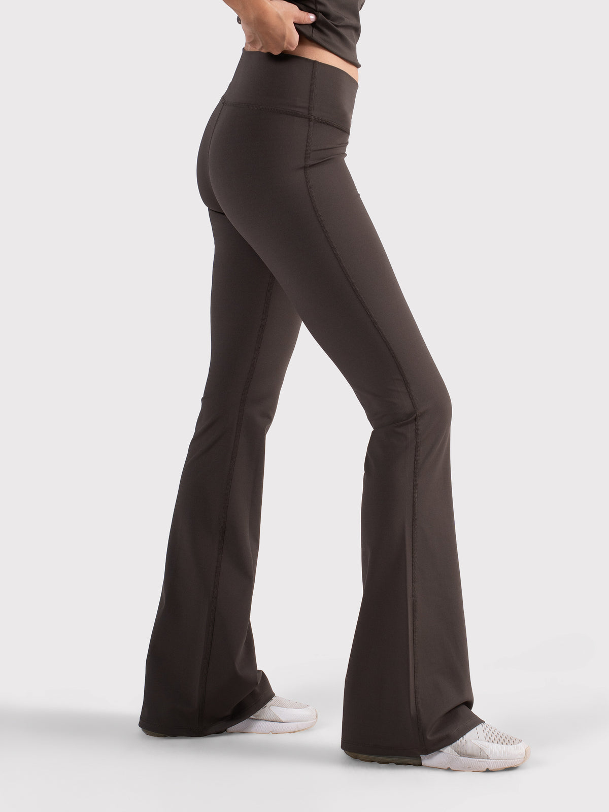 MOVE CROSSOVER YOGA PANTS BROWN