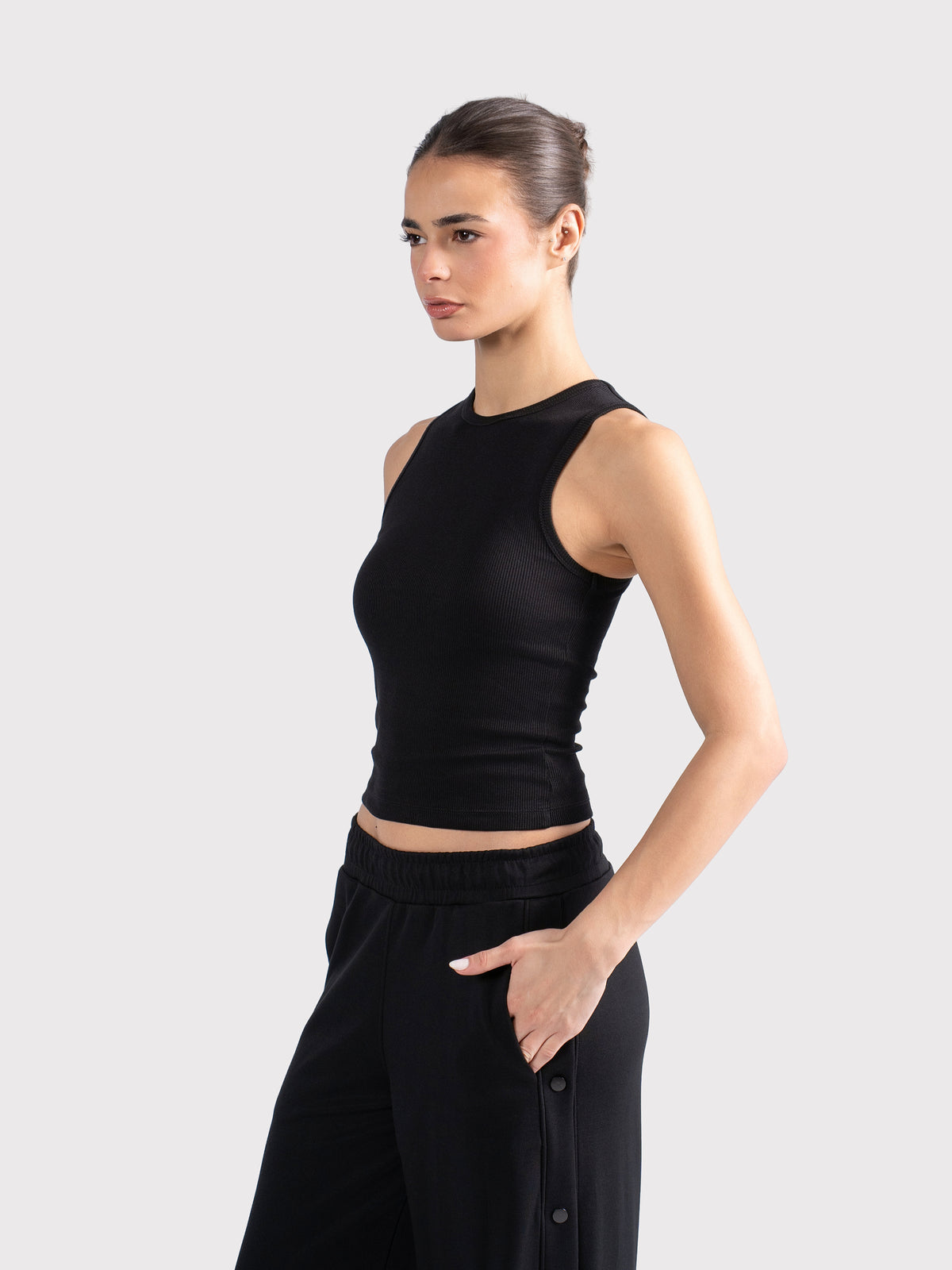 CREWNECK TANK TOP BLACK