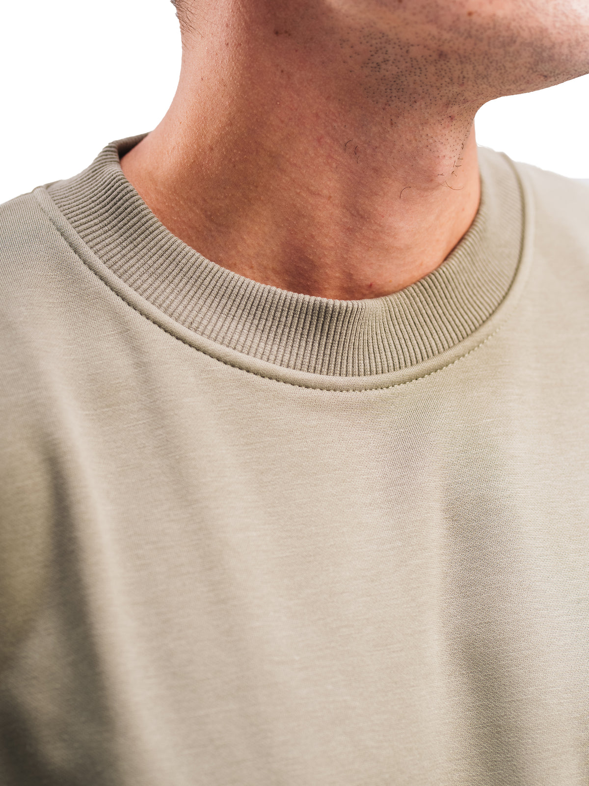 CREWNECK