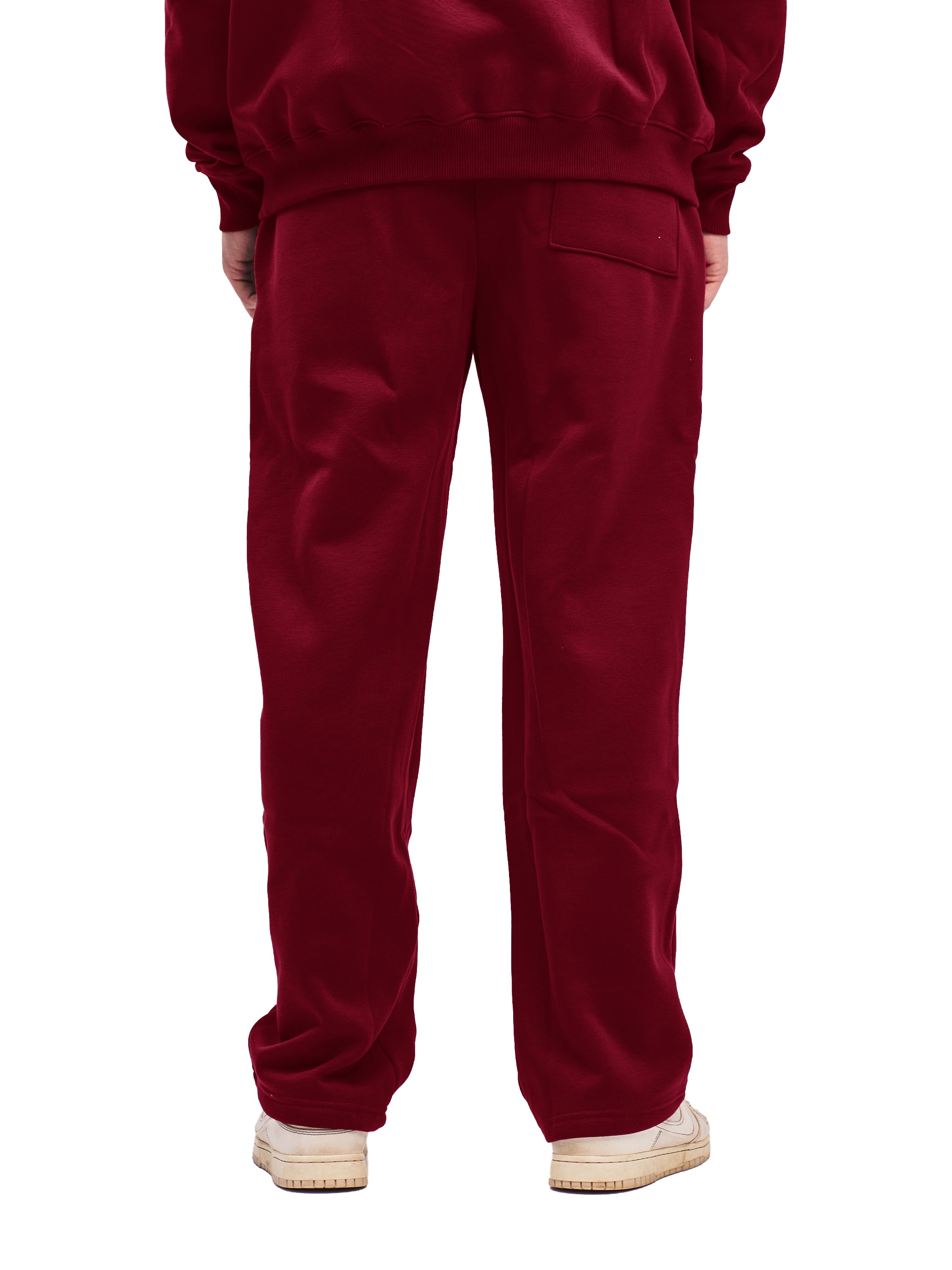 STRAIGHT LEG SWEATPANTS