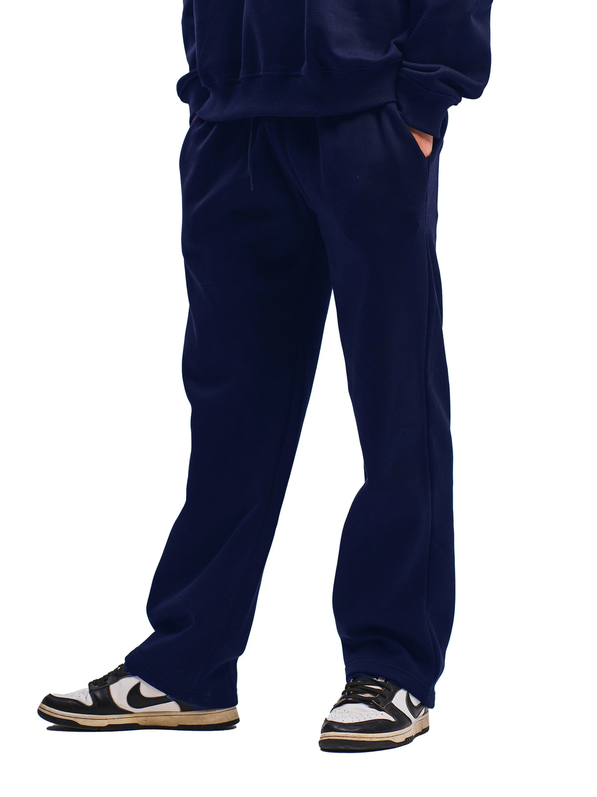STRAIGHT LEG SWEATPANTS