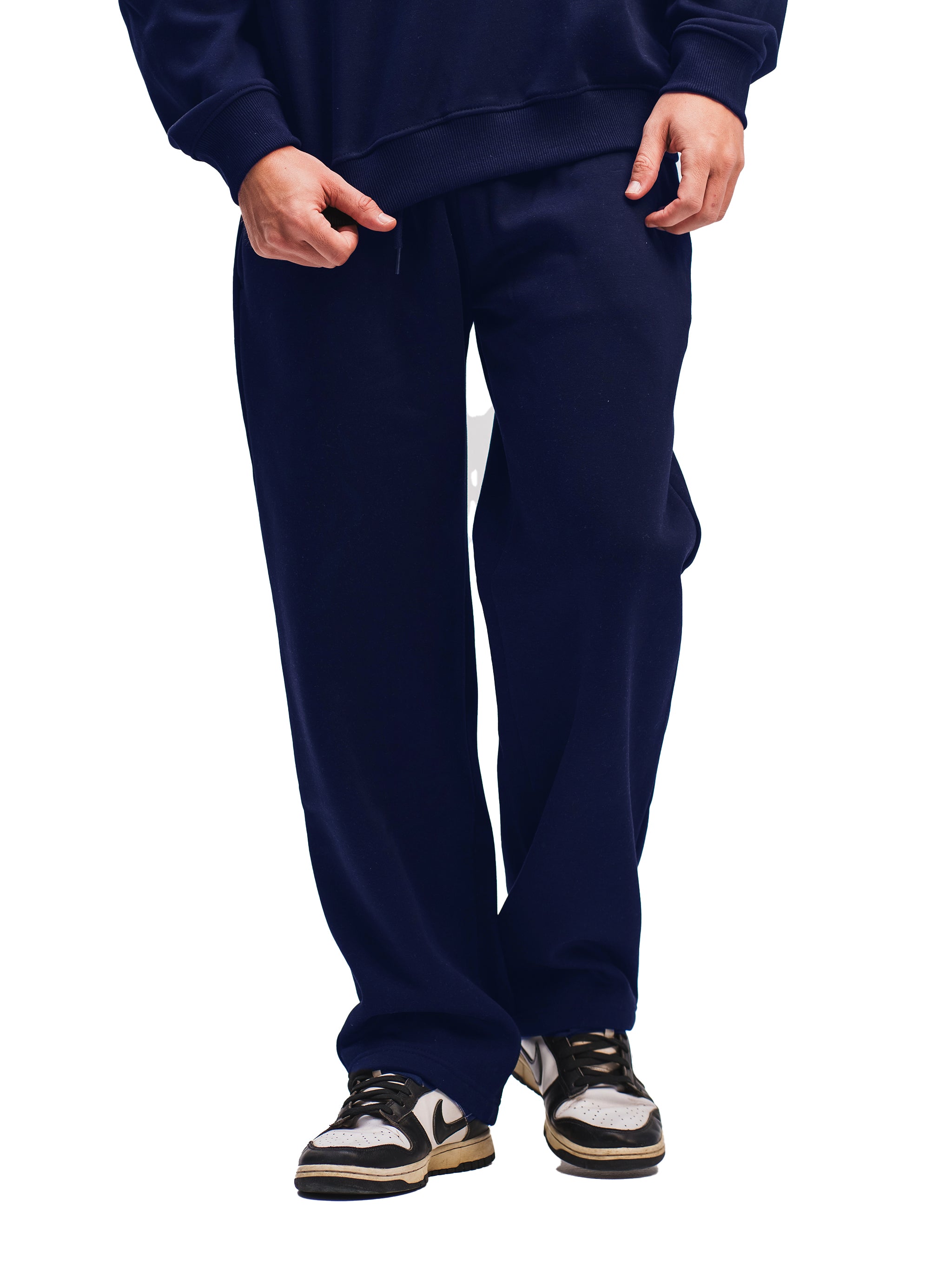 STRAIGHT LEG SWEATPANTS